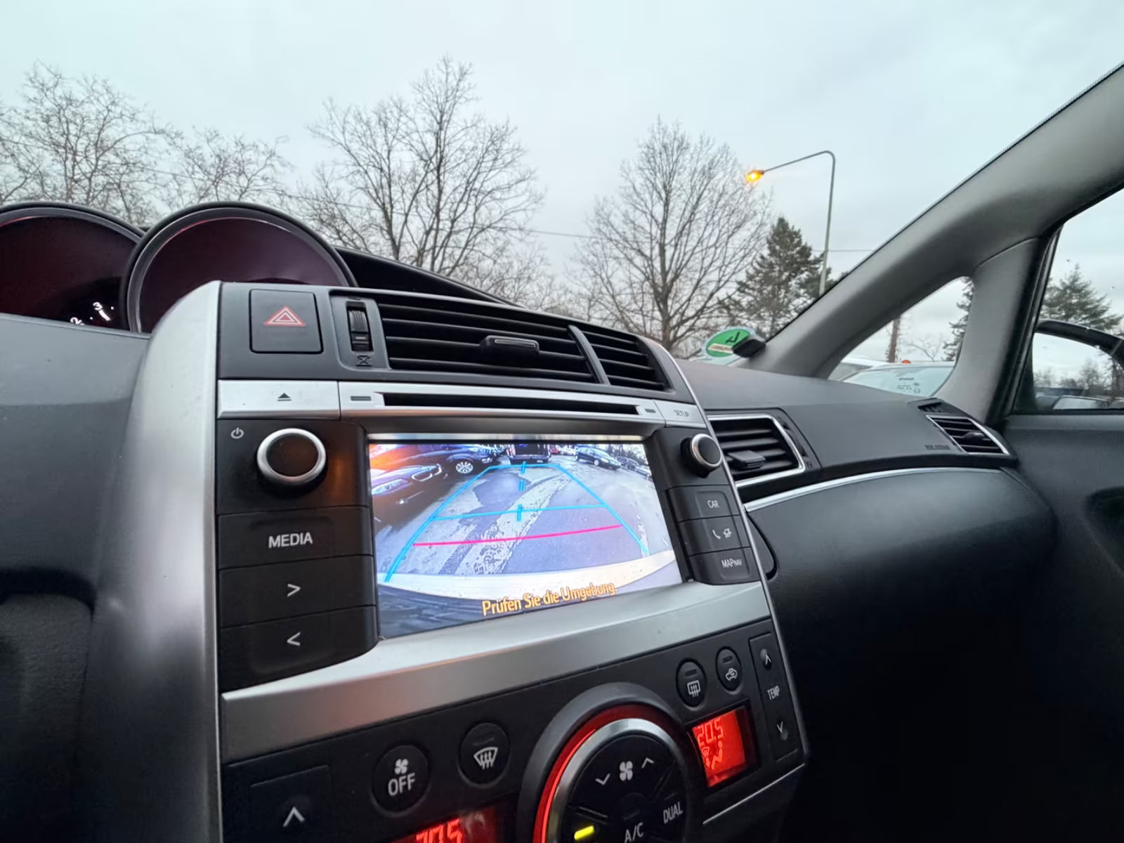 Toyota Verso 1.6 D-4D Skyview Edition (2015)