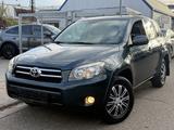 Toyota RAV4 Exécutive 4×4 – Diesel Manuelle