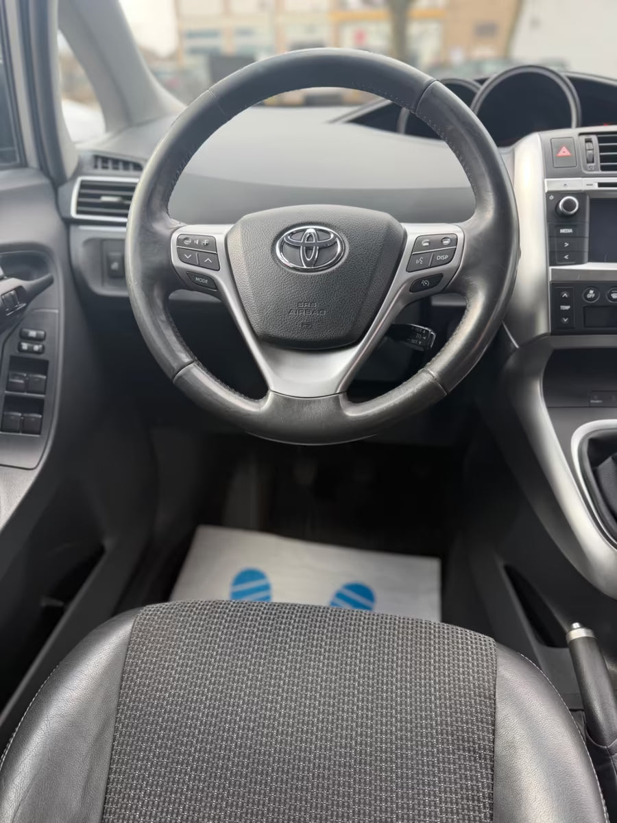 Toyota Verso 2.0 D-4D Executive – 124 ch