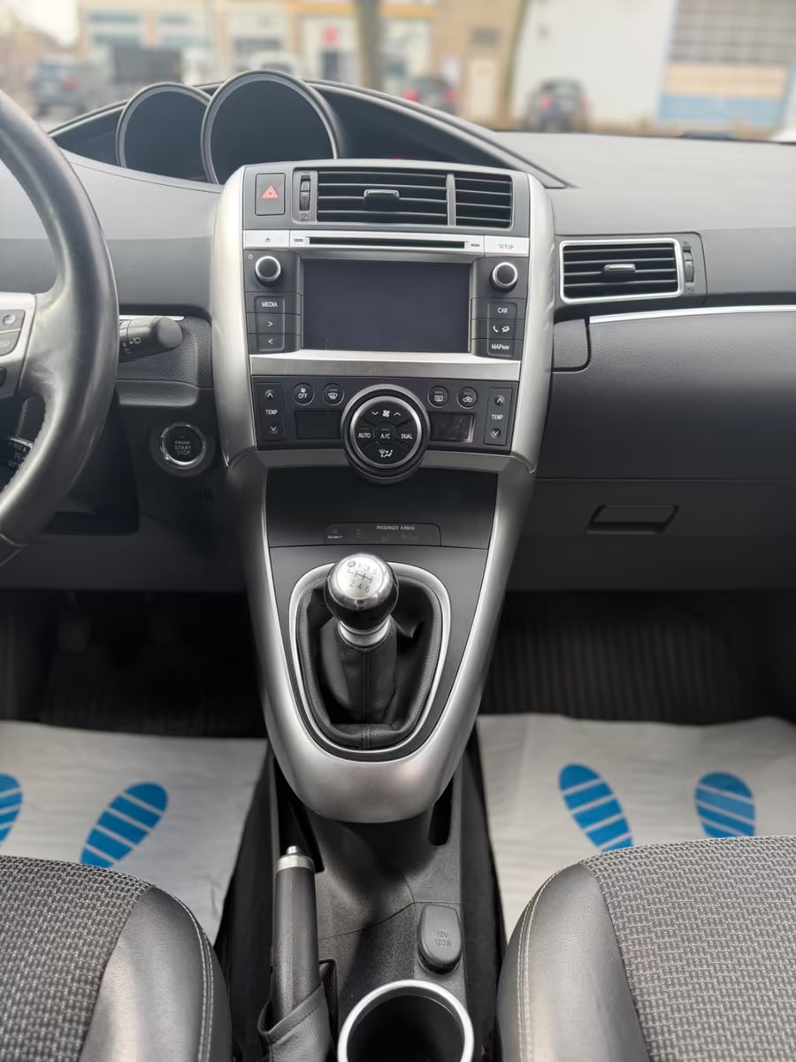 Toyota Verso 2.0 D-4D Executive – 124 ch