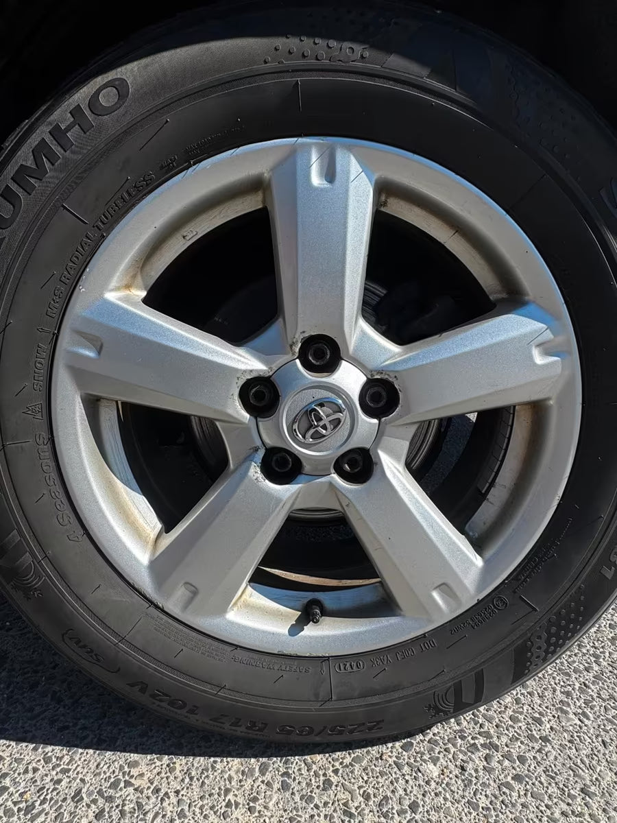 Toyota RAV4 Executive 4×4 – Diesel Manuelle