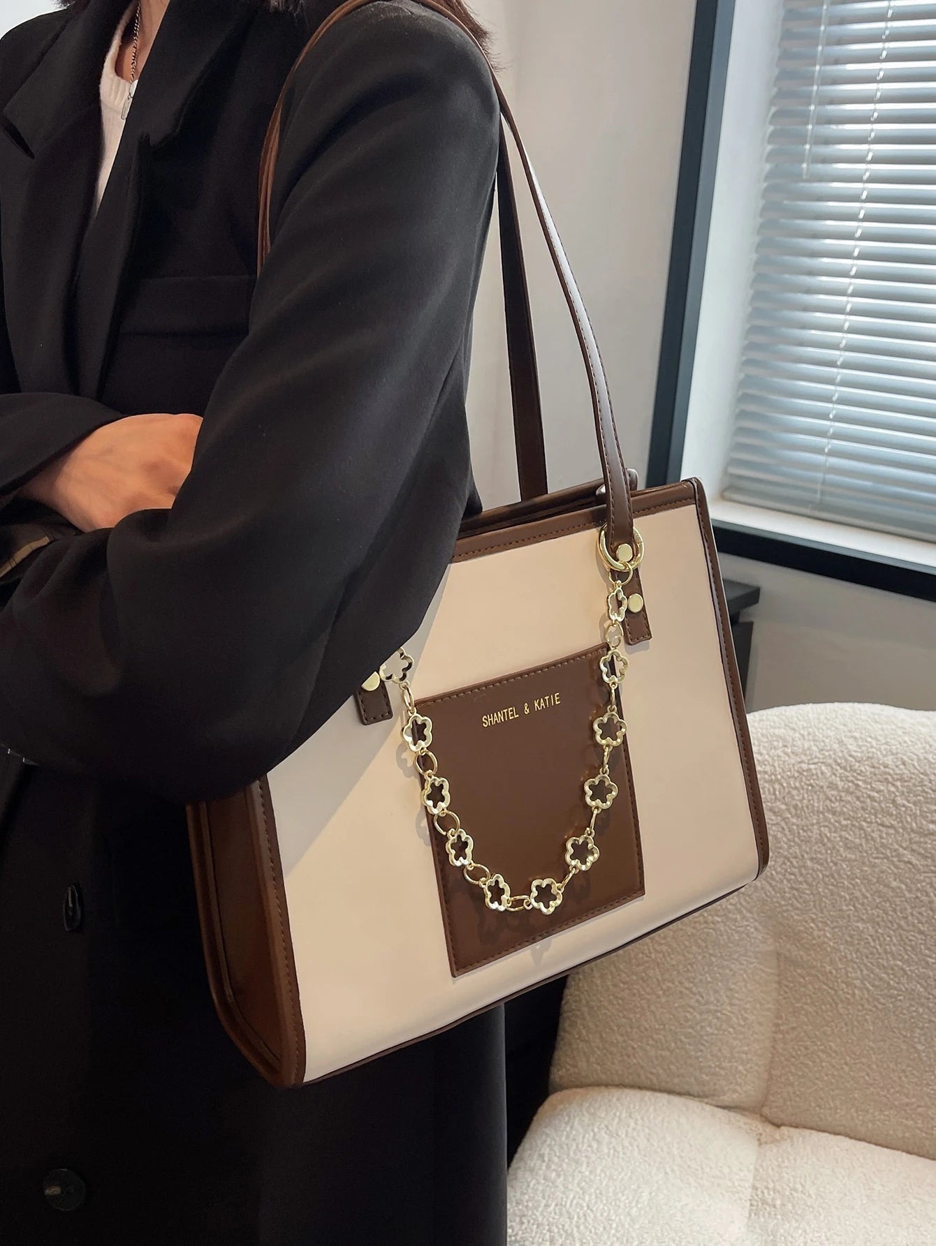 Sac fourre-tout à l'épaule 22