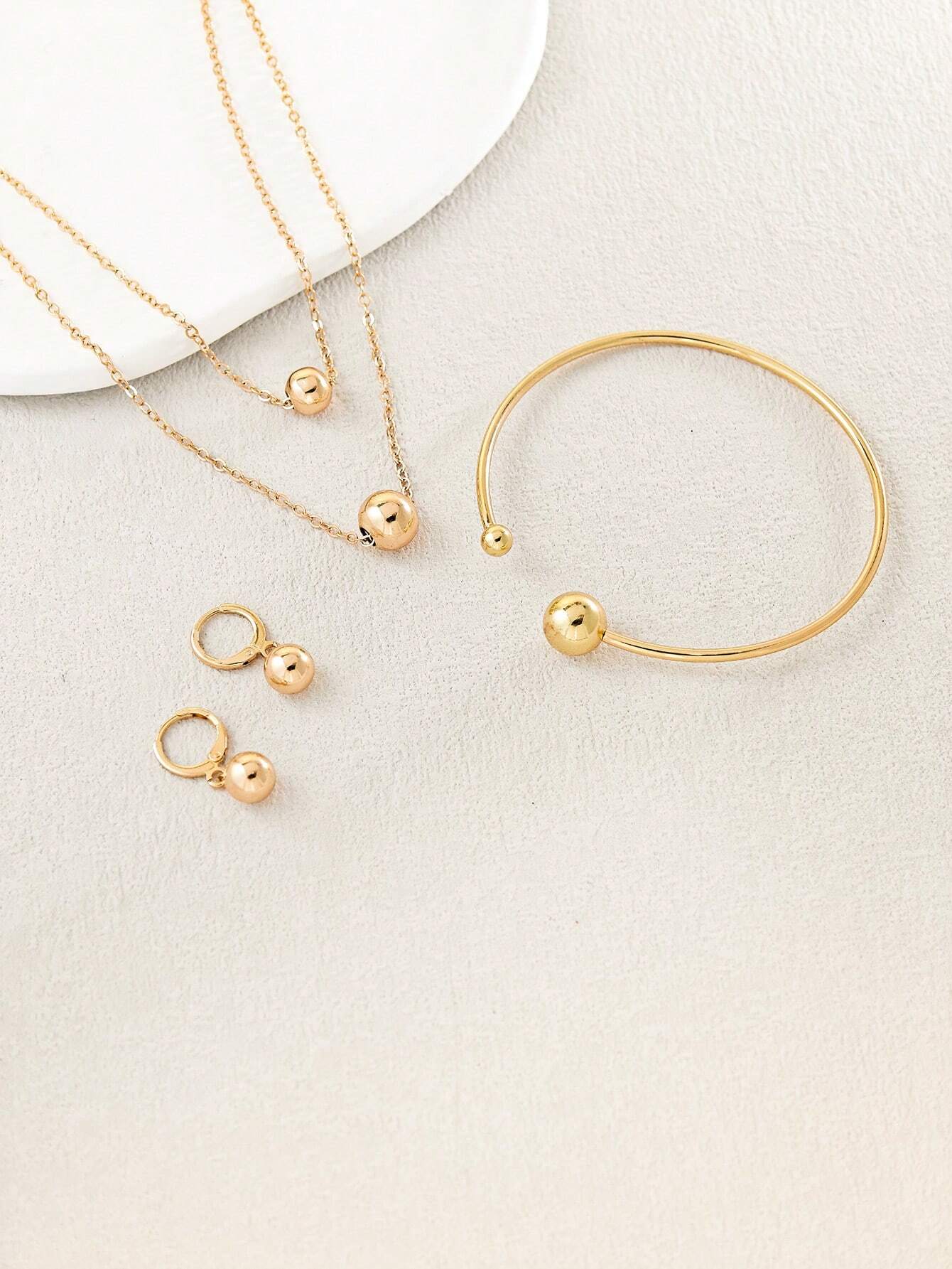 1 Ensemble Collier 22