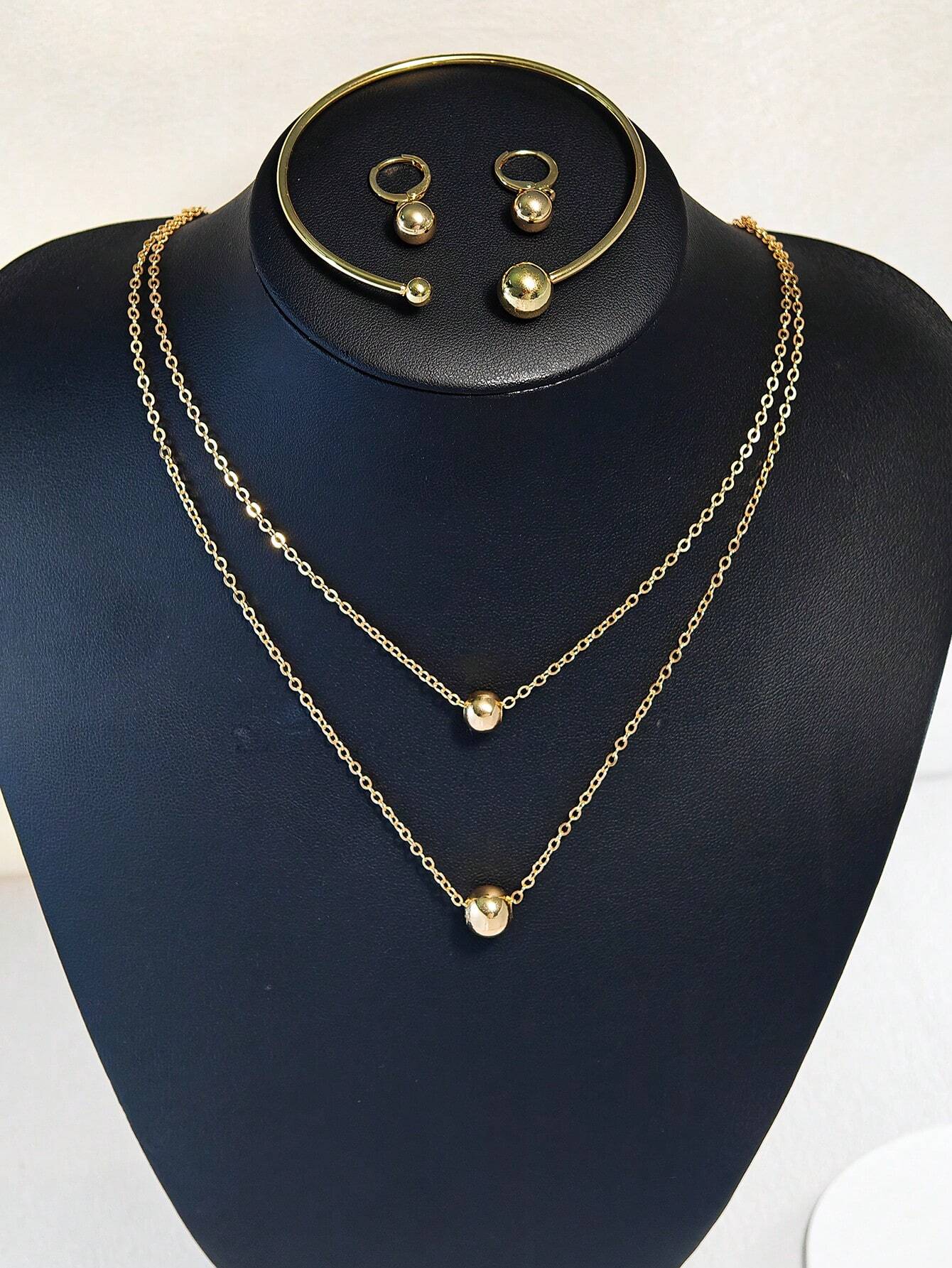 1 Ensemble Collier 22