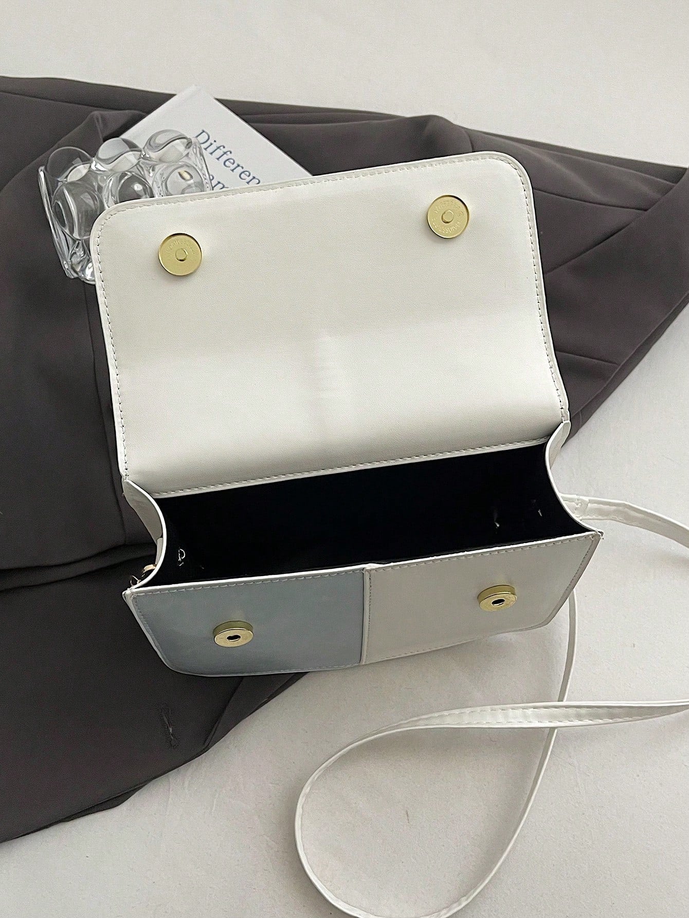 sac à main minimaliste stylé 13