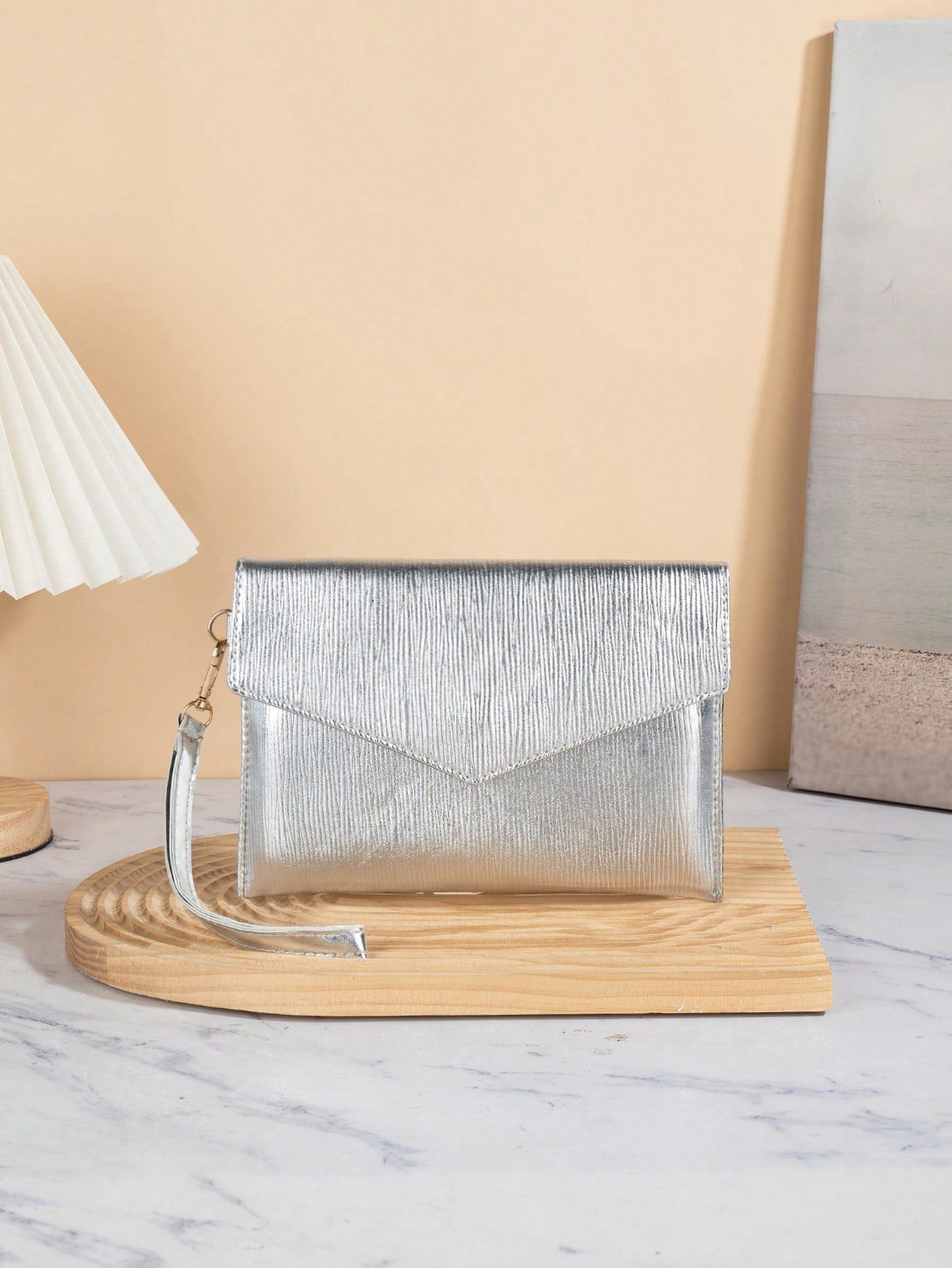 Sac pochette minimaliste 02
