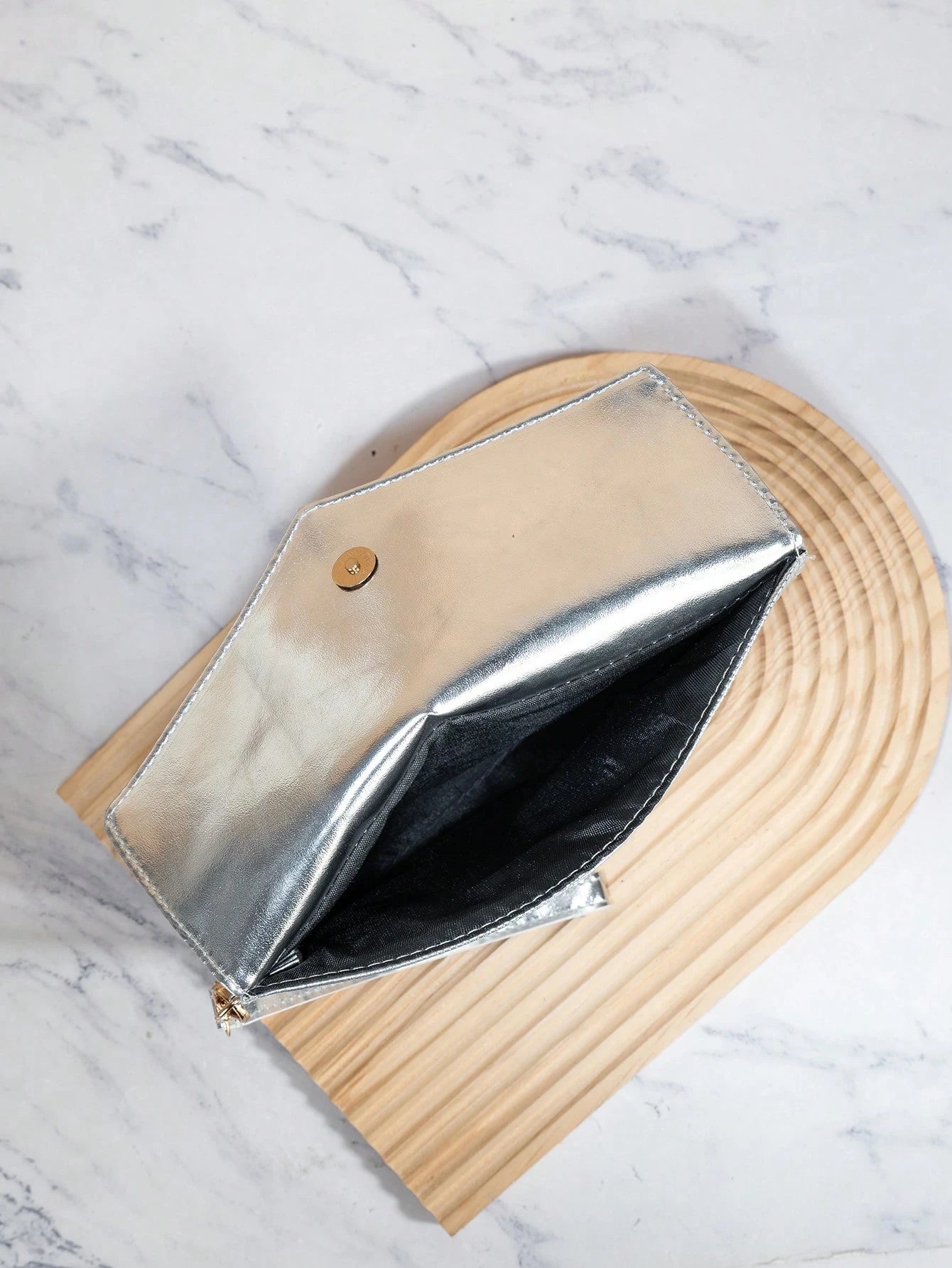 Sac pochette minimaliste 02