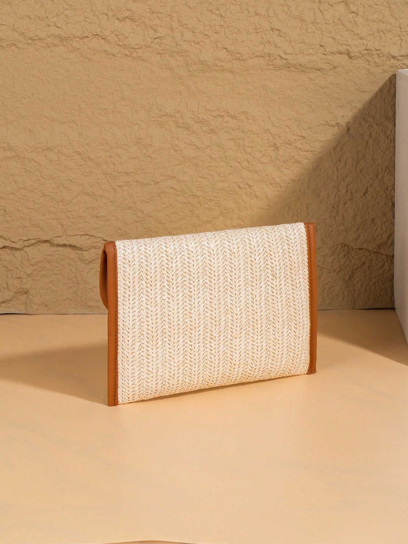Sac pochette minimaliste 02