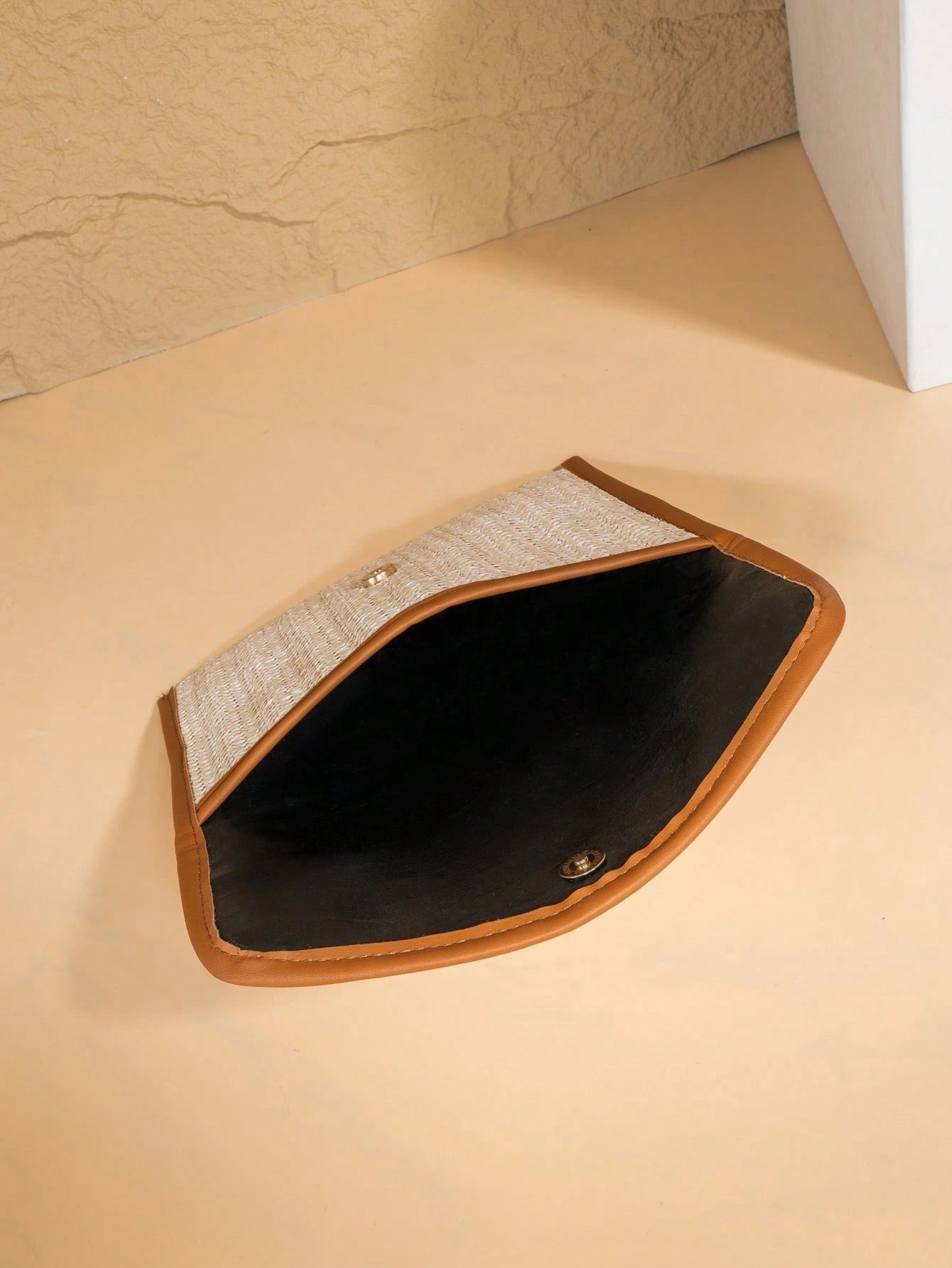 Sac pochette minimaliste 02