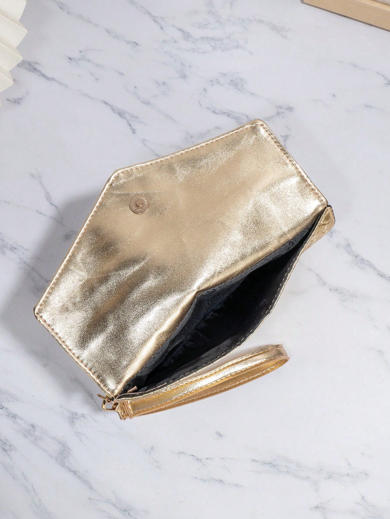 Sac pochette minimaliste 02