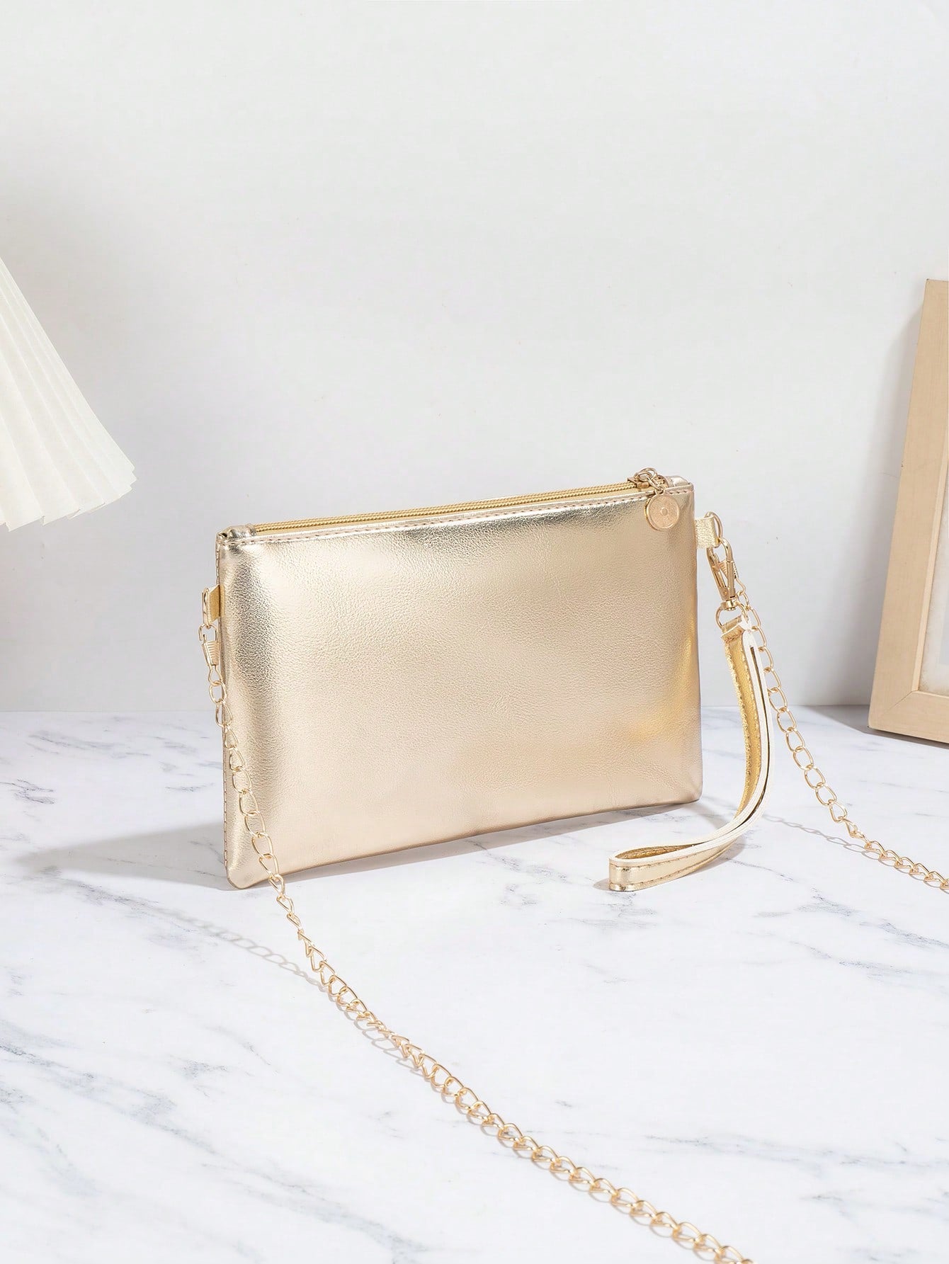 Sac pochette minimaliste 02