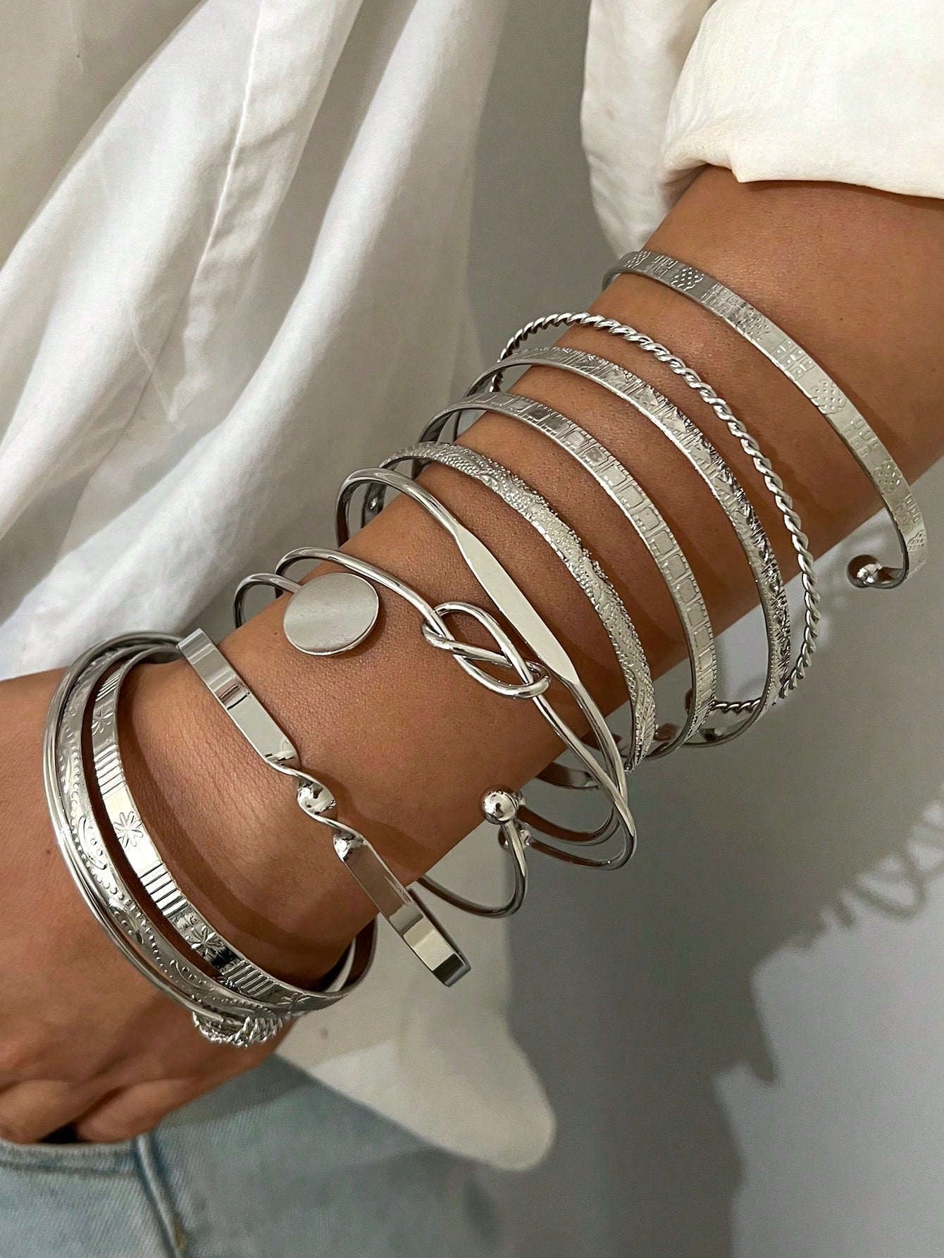 12 pièces Bracelet large 33