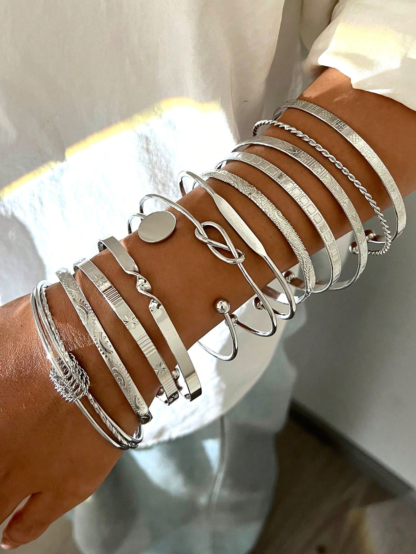 12 pièces Bracelet large 33