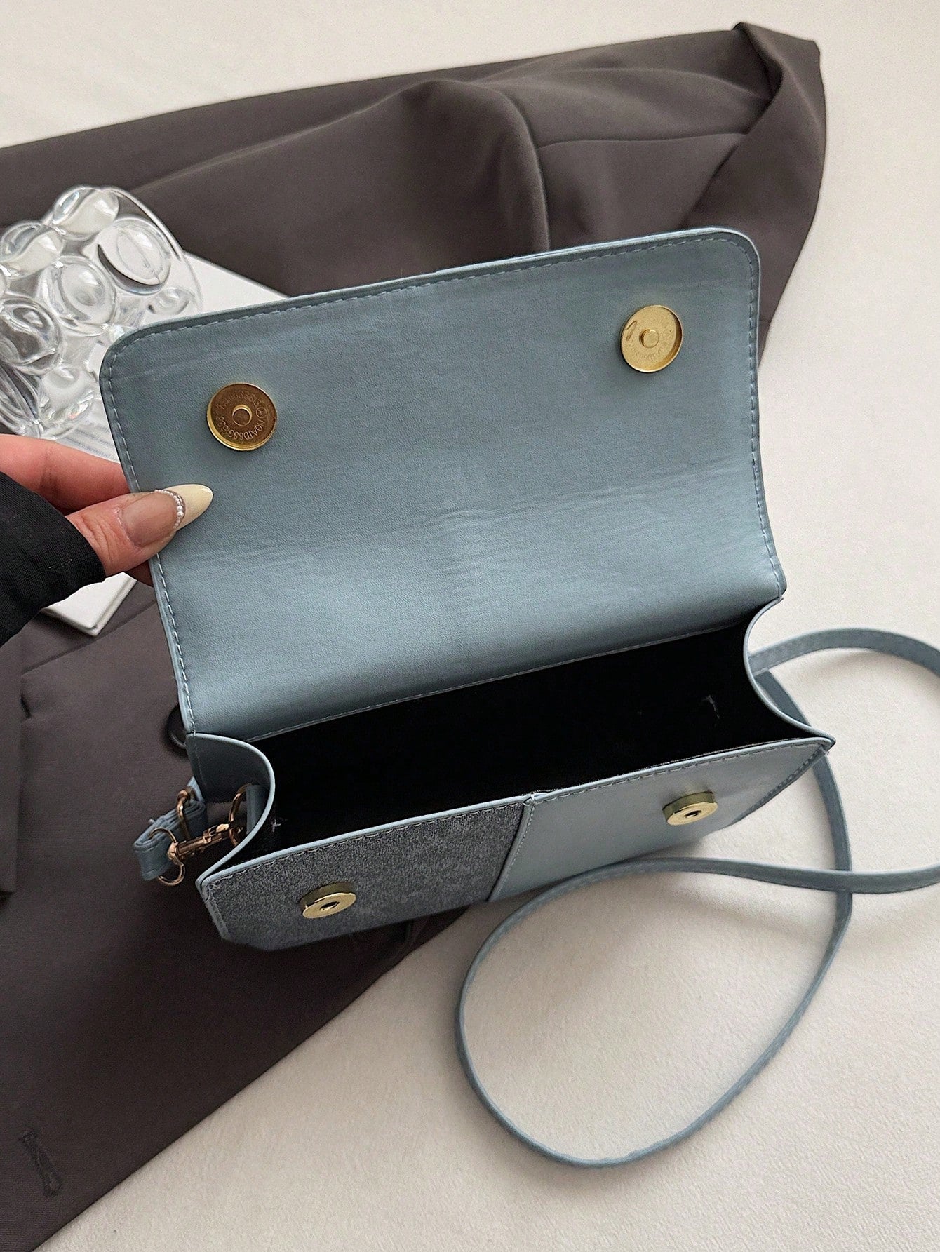 sac à main minimaliste stylé 13
