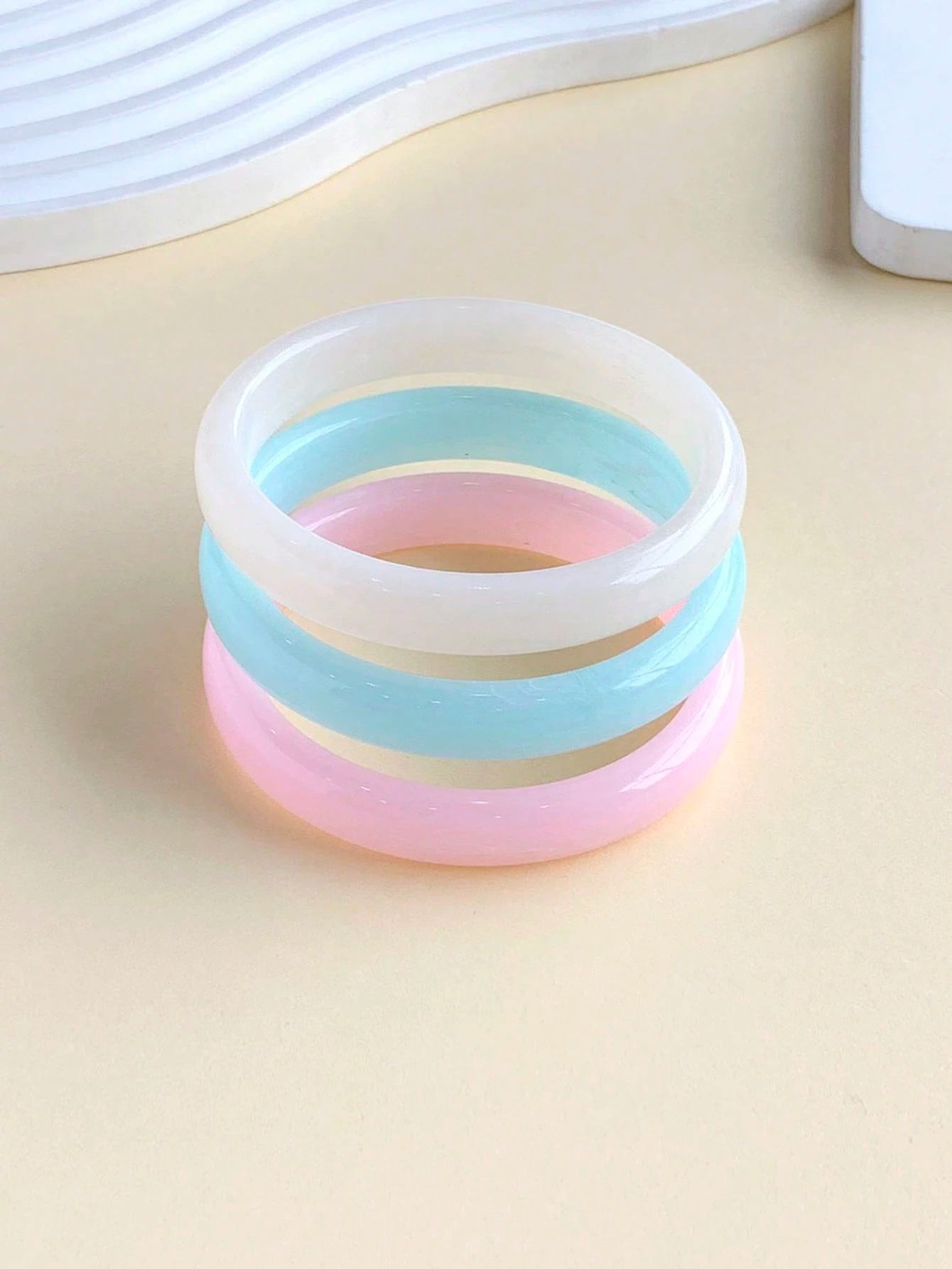 3 pièces Bracelet acrylique vintage 32
