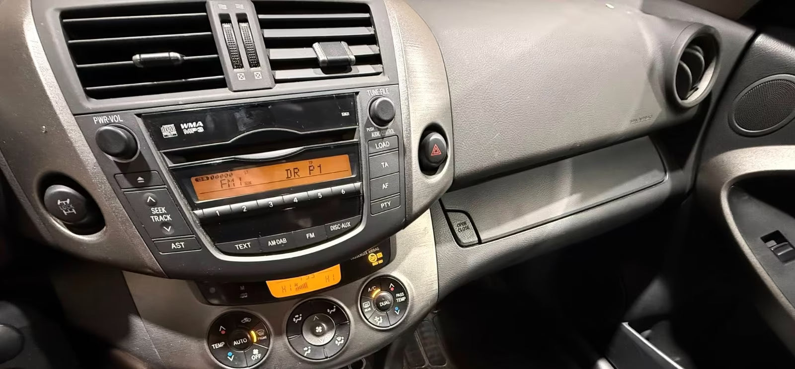 Toyota RAV4 Life 4×4 – Diesel Manuelle
