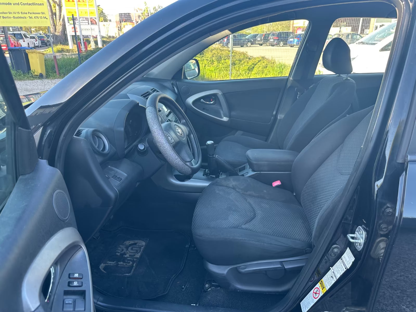 Mercedes 190 (W201) - Regular Unleaded (1990)