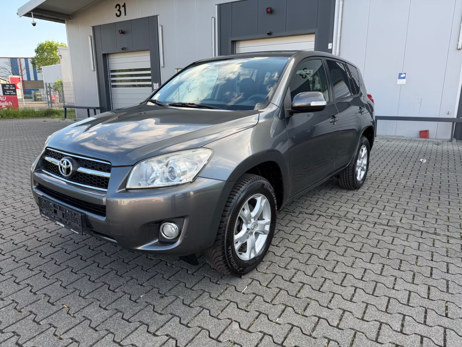 Toyota RAV4 Exécutive 4×4 – Diesel Manuelle