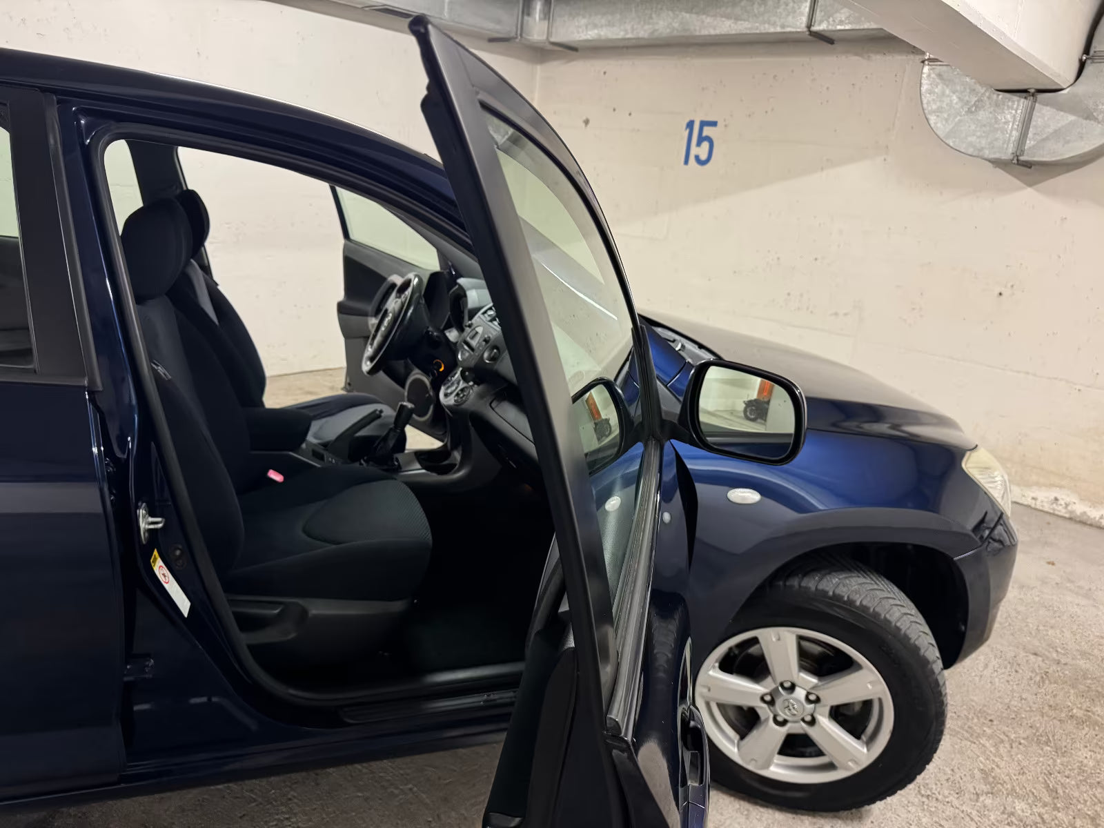 Toyota RAV4 Sol 4×4 – Essence Manuelle