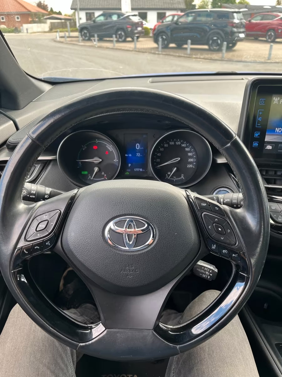 Toyota C-HR Hybrid Style Automatique (2018)