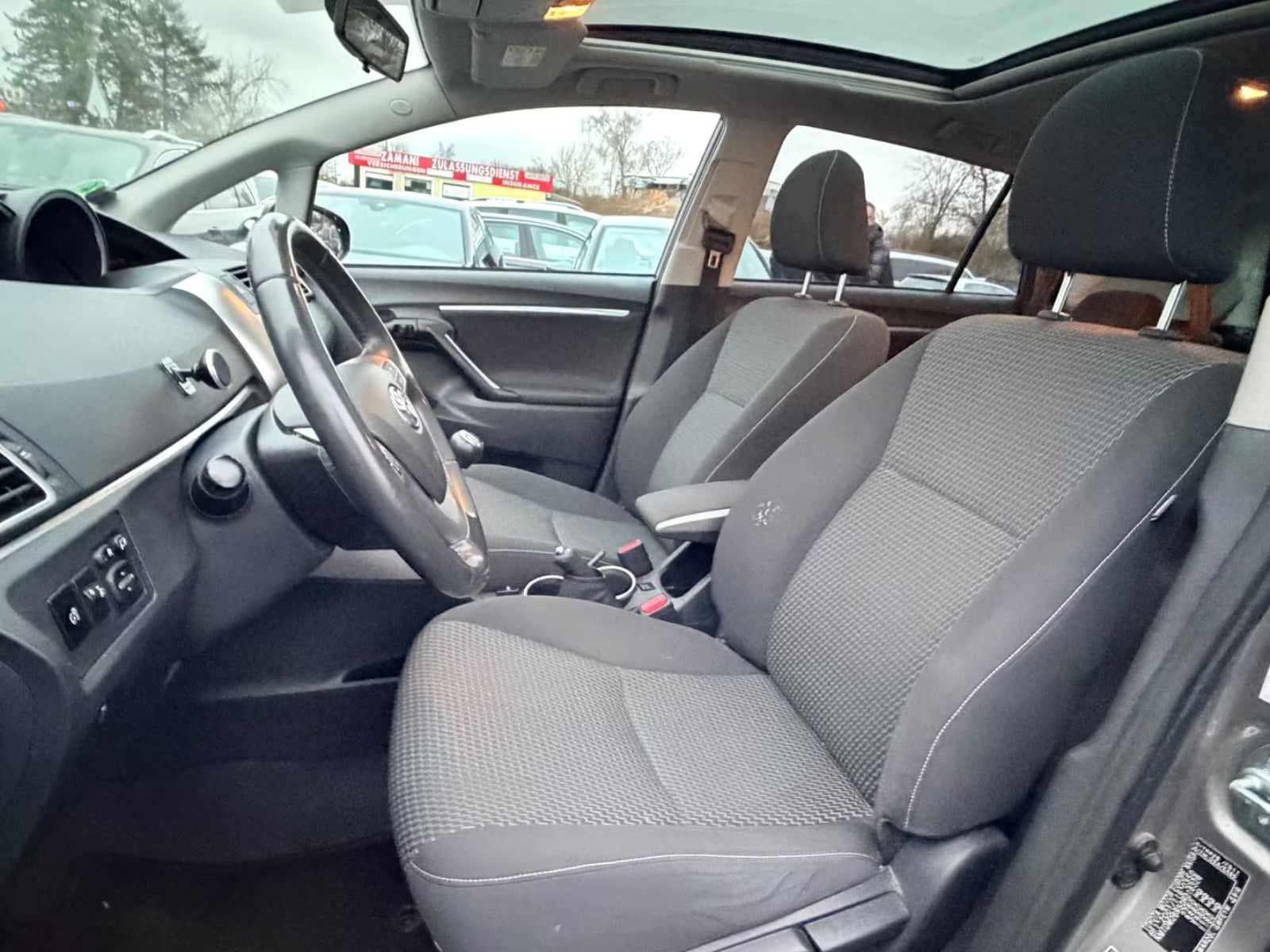 Toyota Verso 1.6 D-4D Skyview Edition (2015)