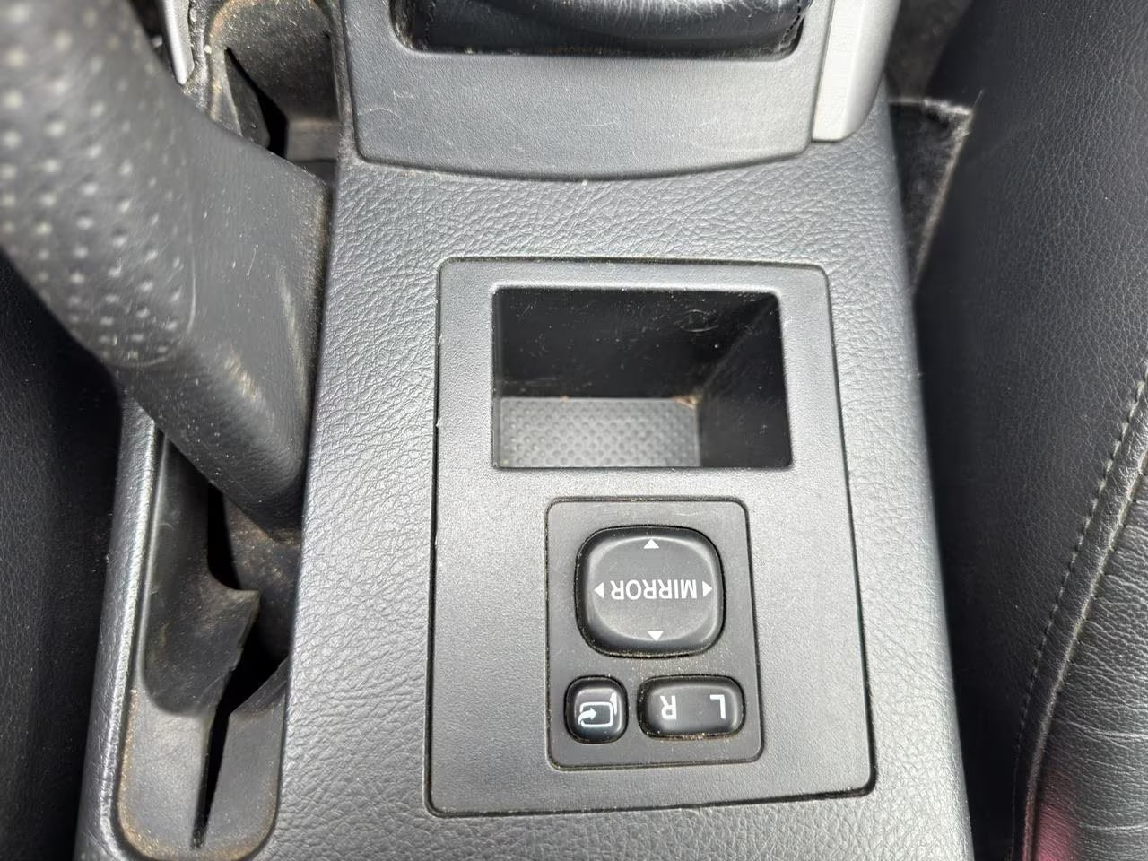 Toyota RAV4 Executive 4×4 – Diesel Manuelle