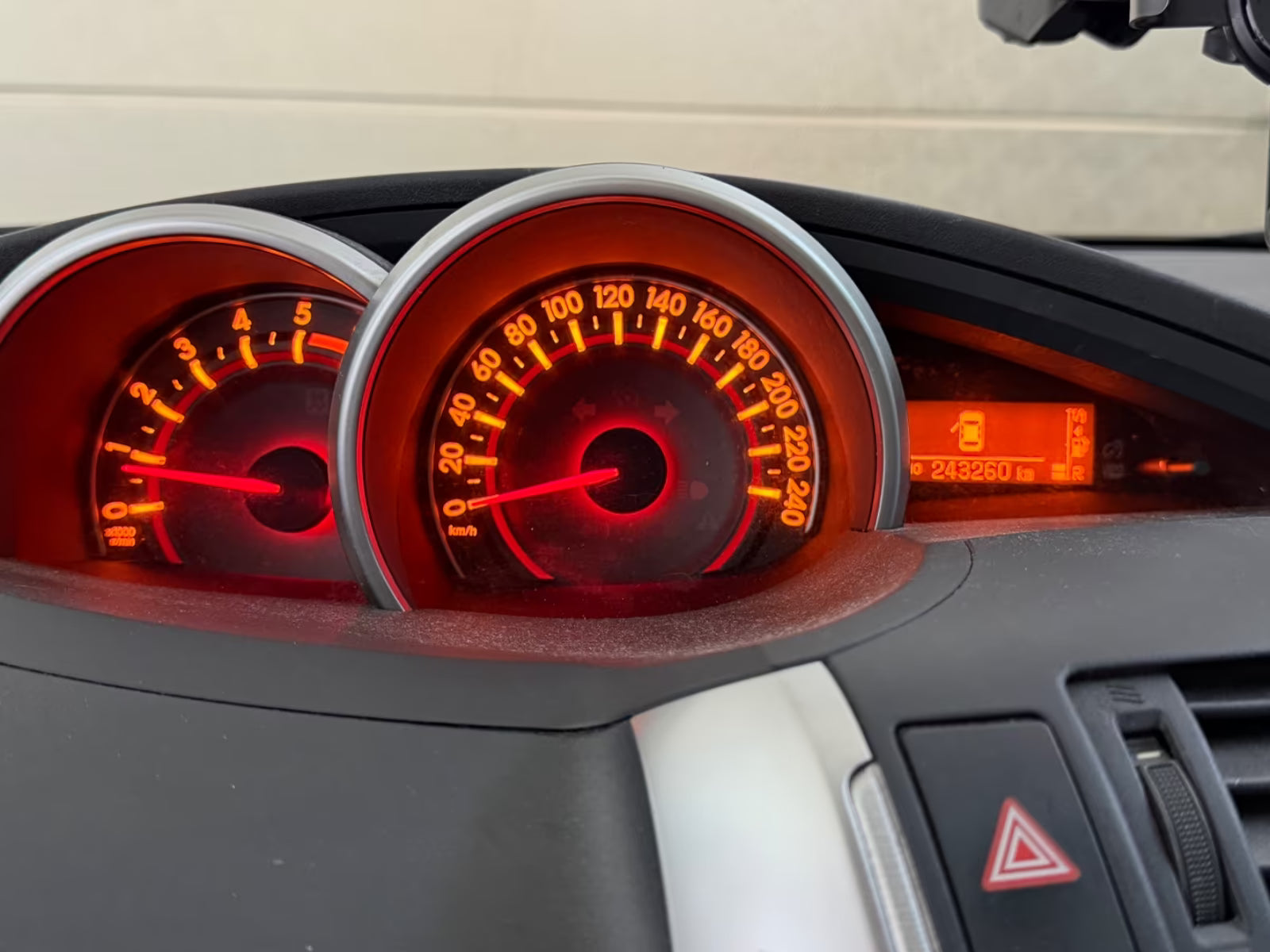 Toyota Verso 2.2 D-CAT Travel – Diesel 177 ch