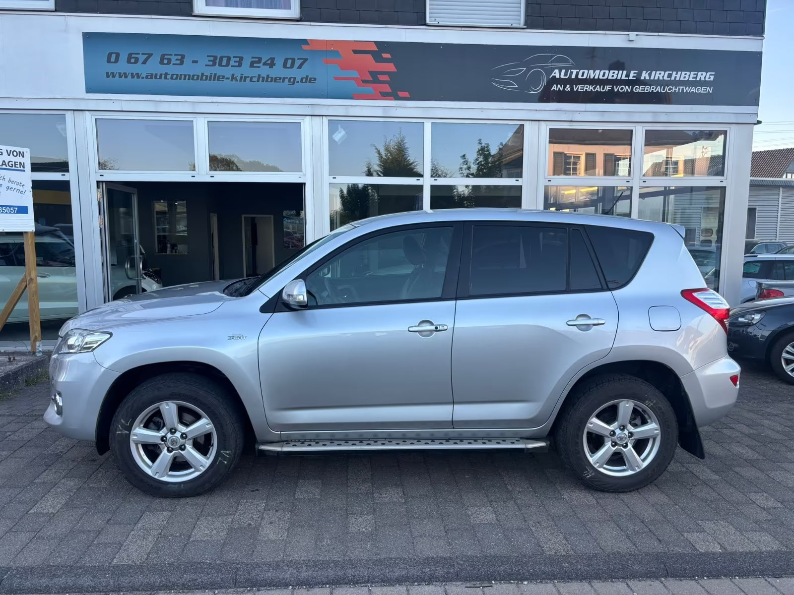 Toyota RAV4 Exécutive 4×4 – Diesel Automatique