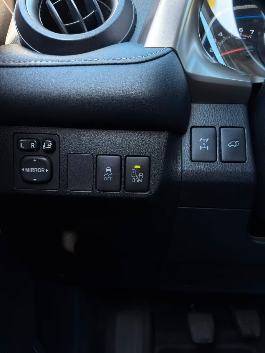 Toyota RAV4 Executive 4×4 – Diesel Manuelle (2014)