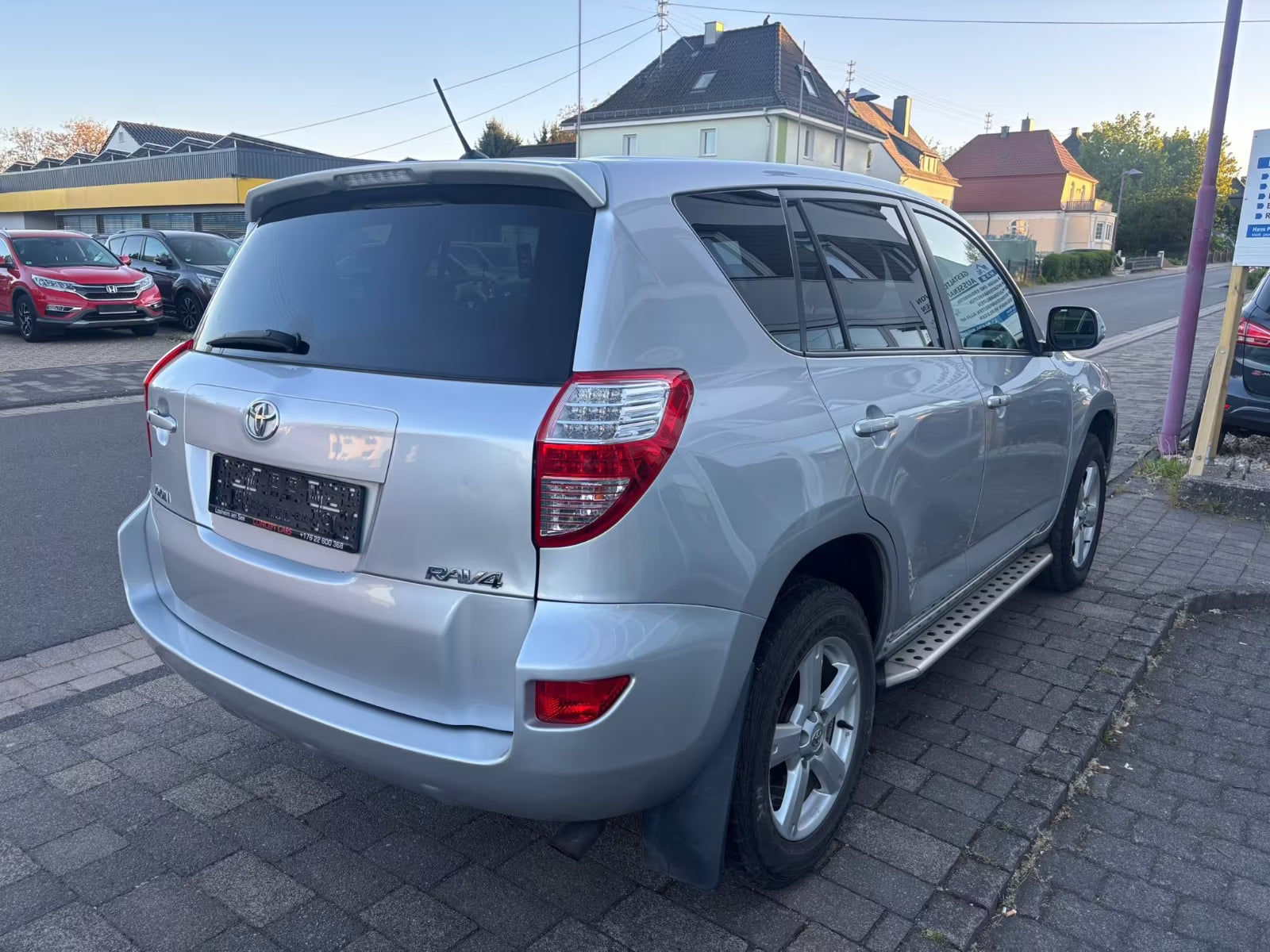 Toyota RAV4 Exécutive 4×4 – Diesel Automatique