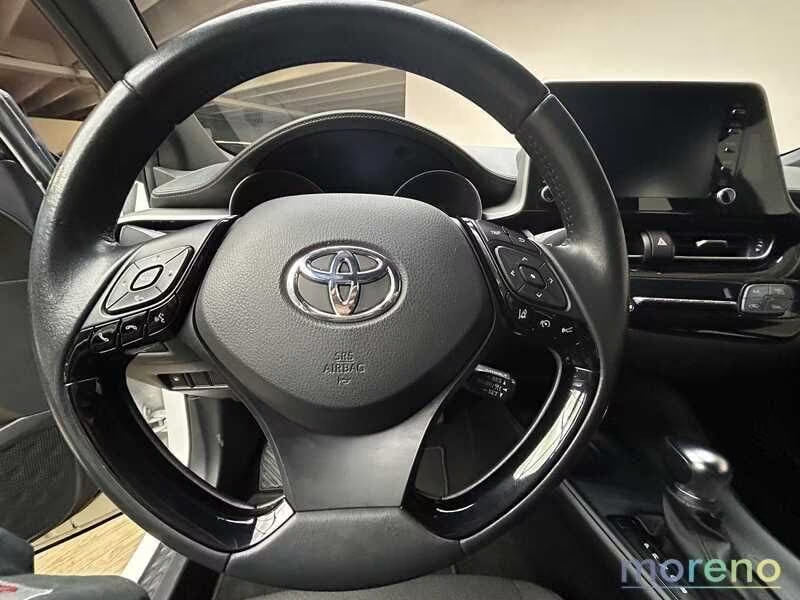 Toyota C-HR Hybrid 122h (2022)