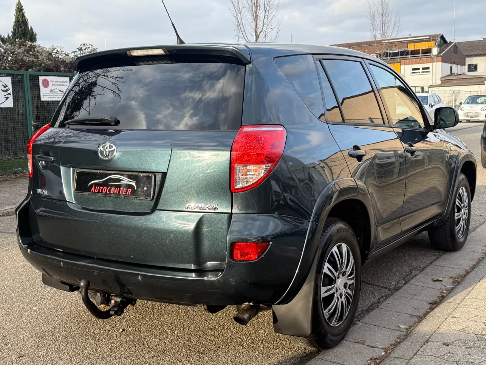 Toyota RAV4 Exécutive 4×4 – Diesel Manuelle