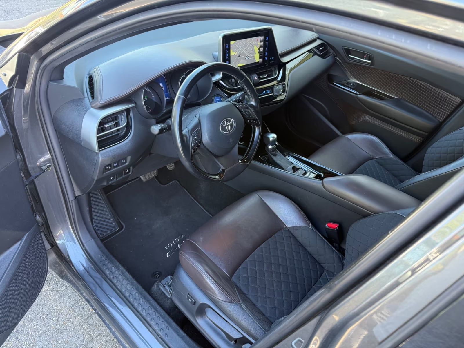Toyota Corolla Hybrid Flow Automatique (2017)