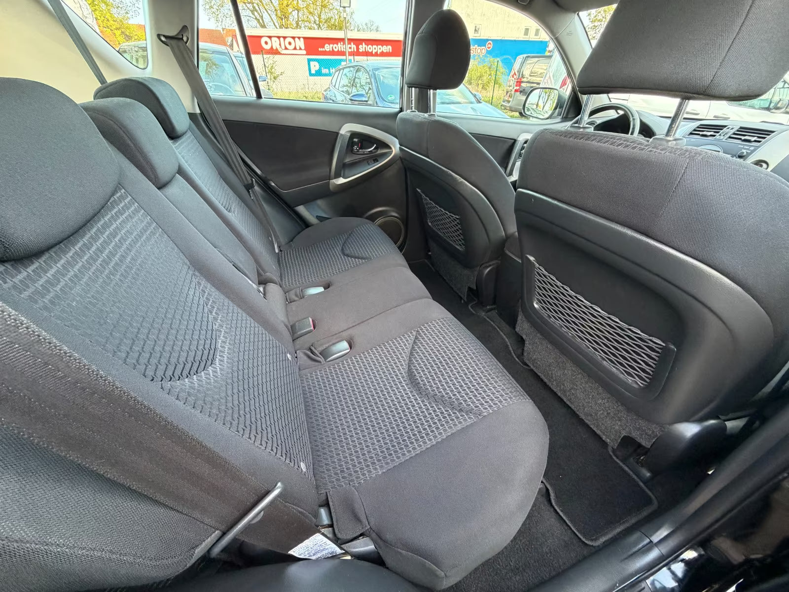 Toyota RAV4 Sol 4×4 – Diesel Manuelle