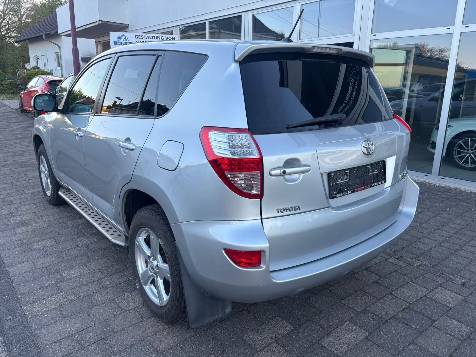 Toyota RAV4 Exécutive 4×4 – Diesel Automatique