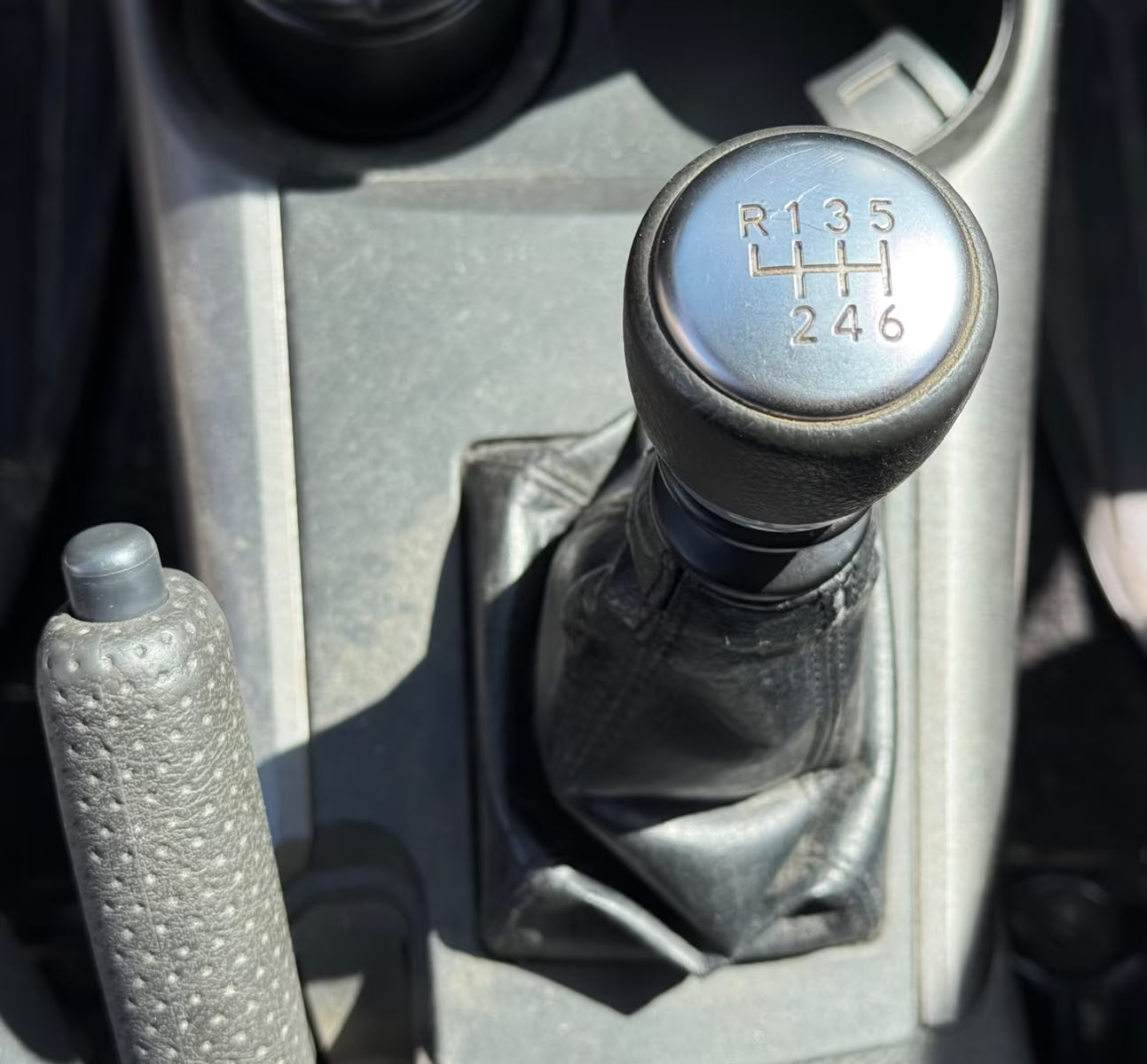 Toyota RAV4 2.2 D-4D 4WD – Diesel Manuelle