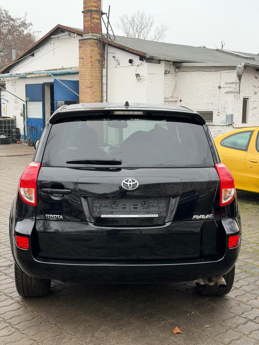 Toyota RAV4 Executive 4×4 – Diesel Manuelle