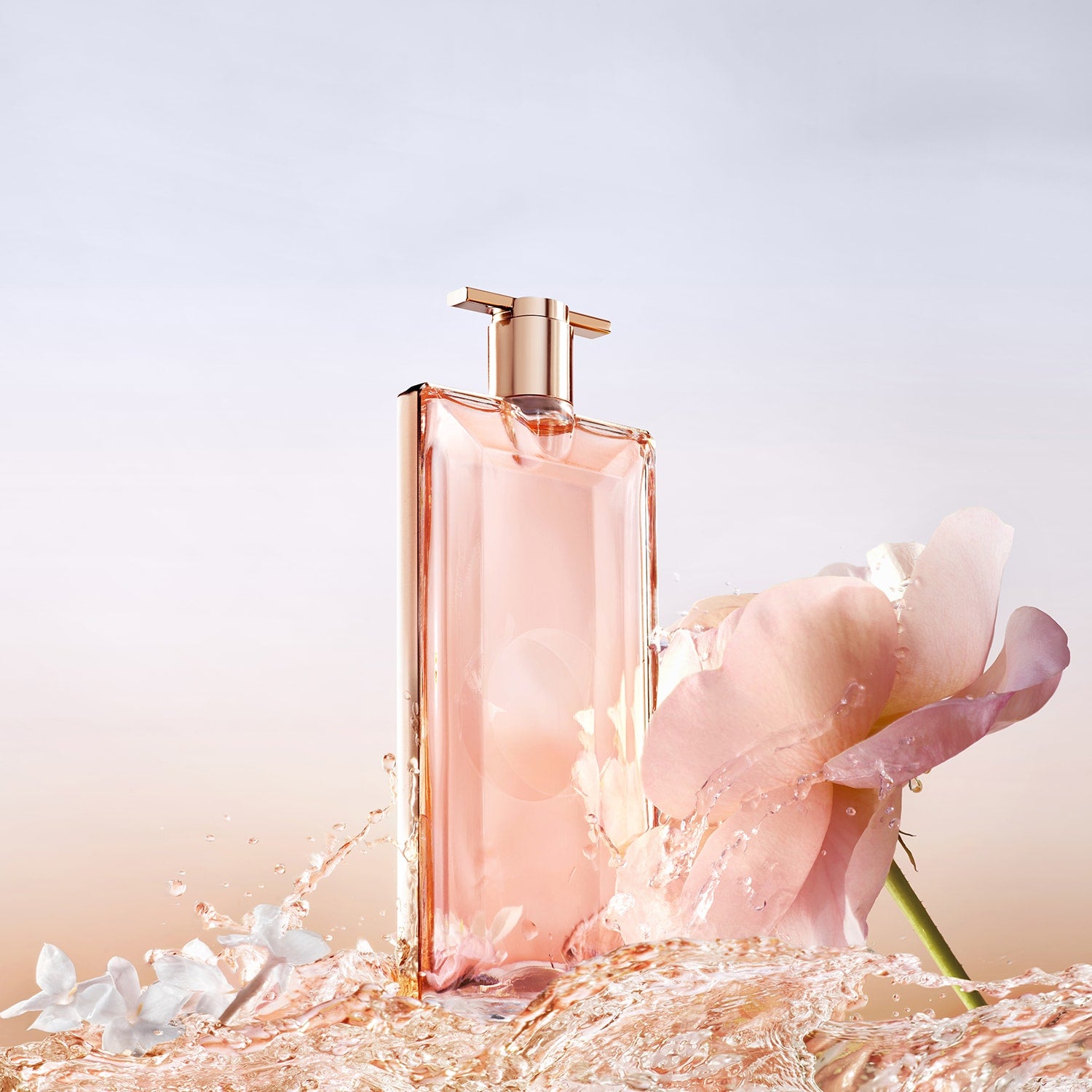 Idôle – Eau de Parfum Rechargeable 02