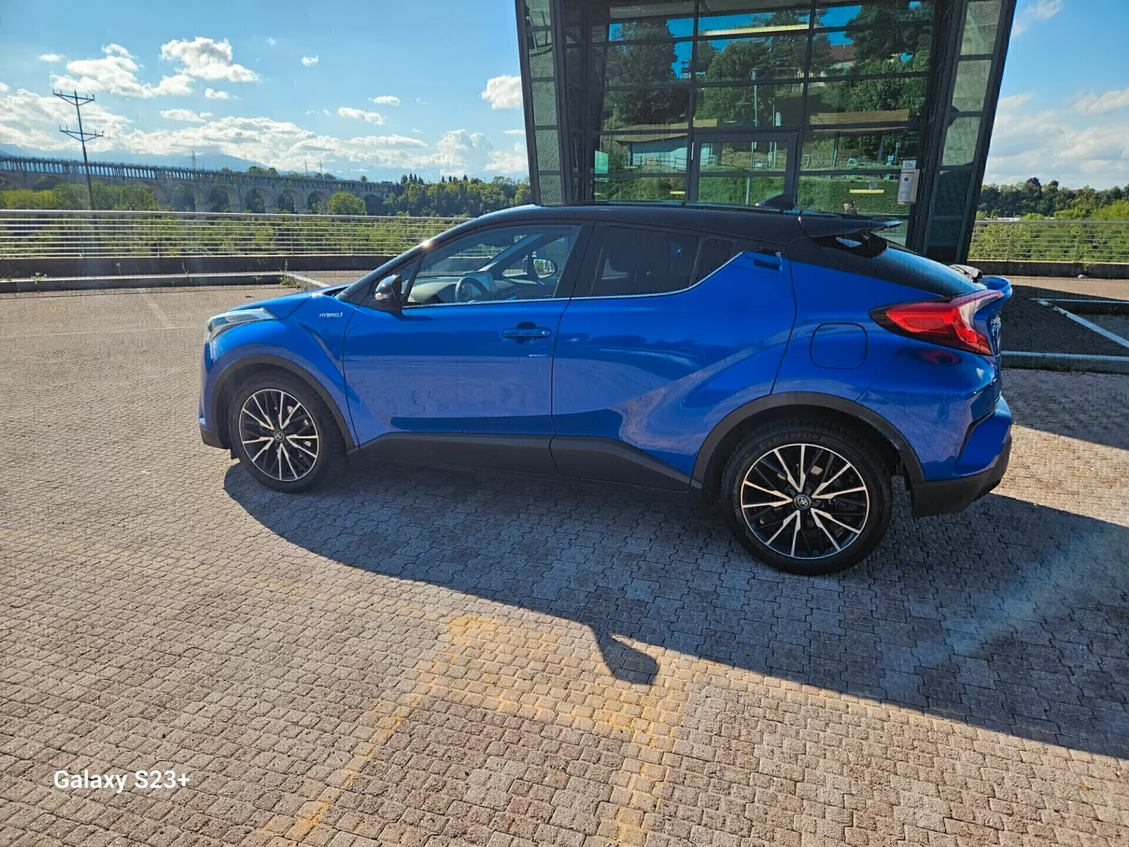 Toyota C-HR Hybrid 1.8 (2018)