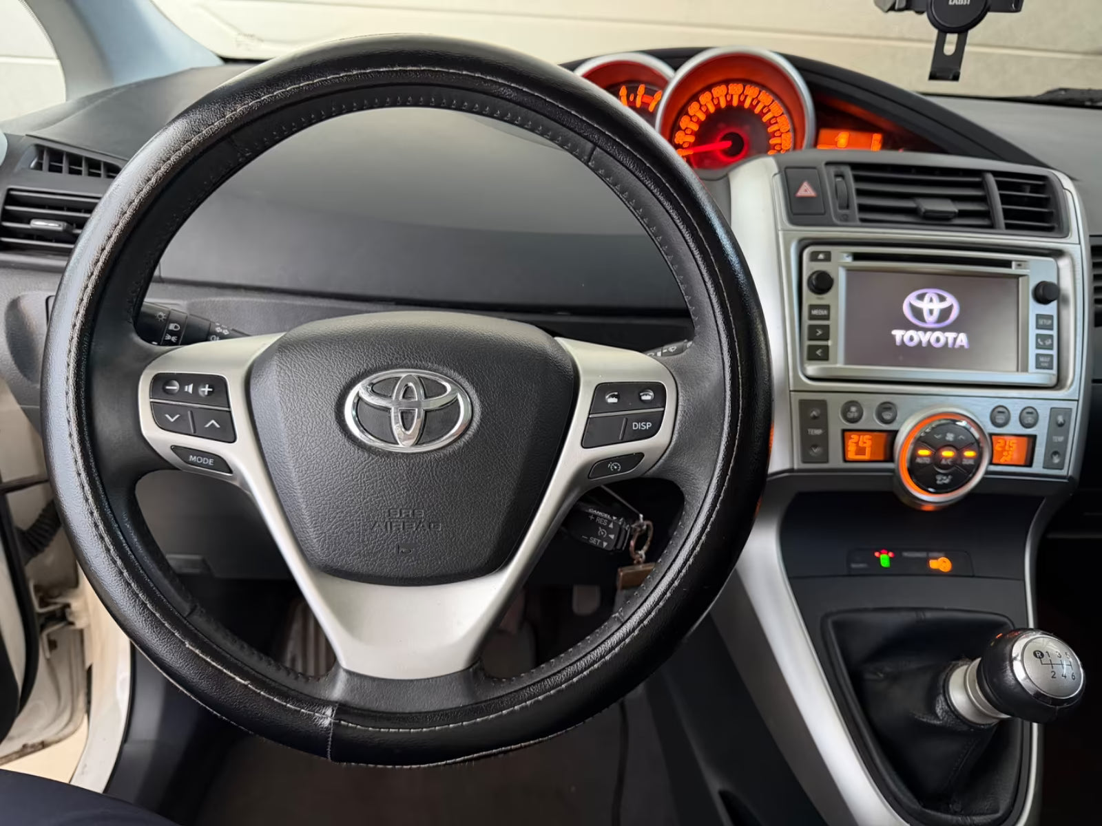 Toyota Verso 2.2 D-CAT Travel – Diesel 177 ch