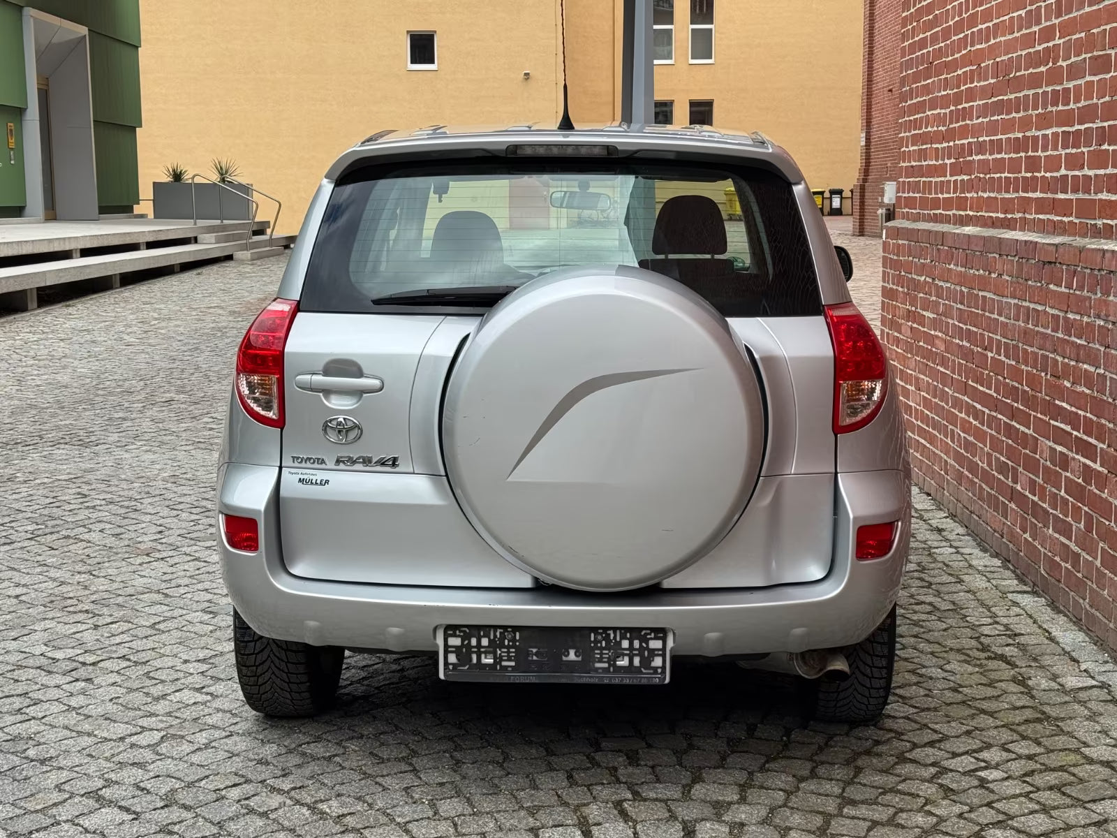 Toyota RAV4 Cross Sport 4×4 – Essence Manuelle