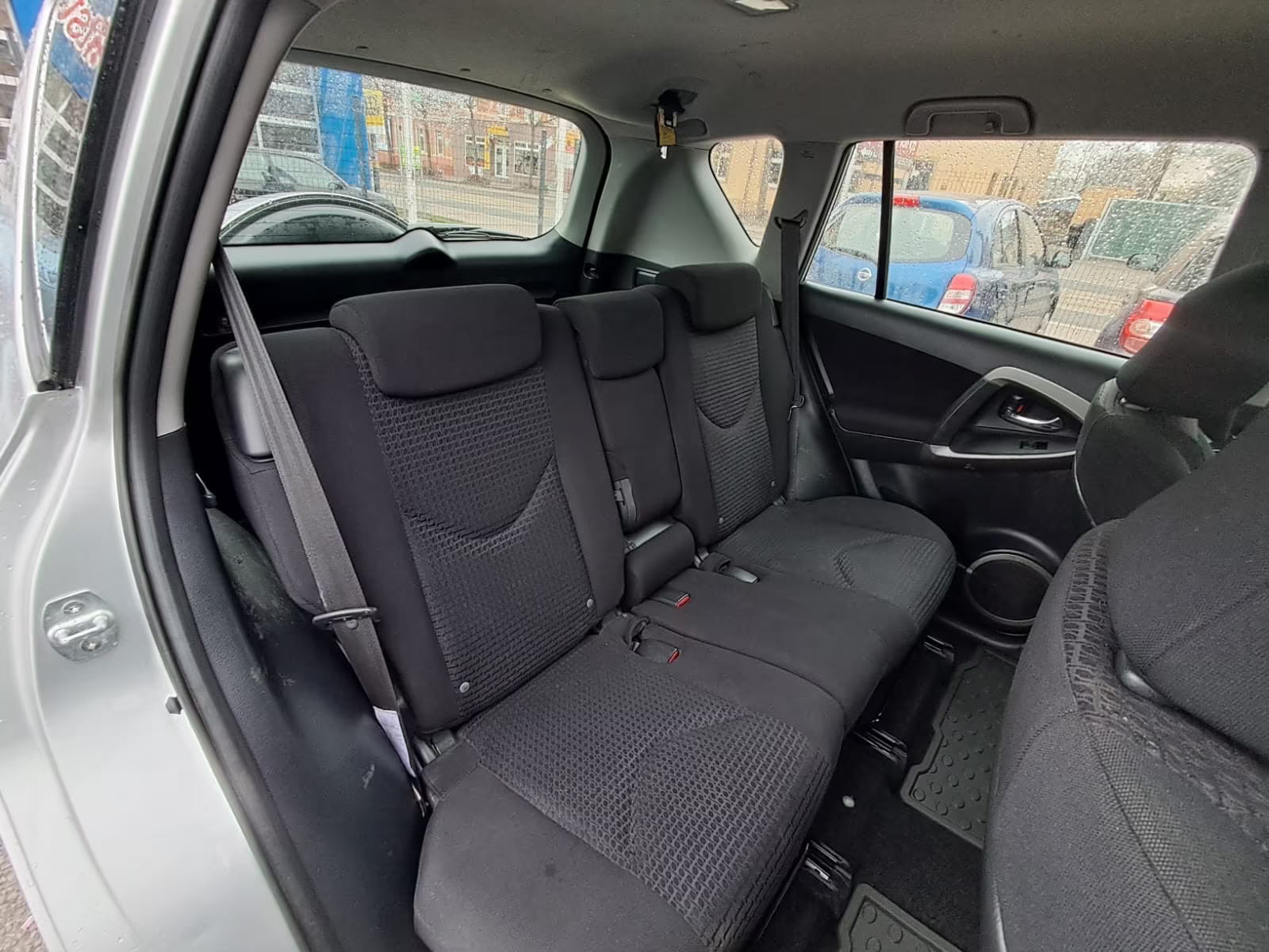 Toyota RAV4 Sol 4×4 – Diesel Manuelle
