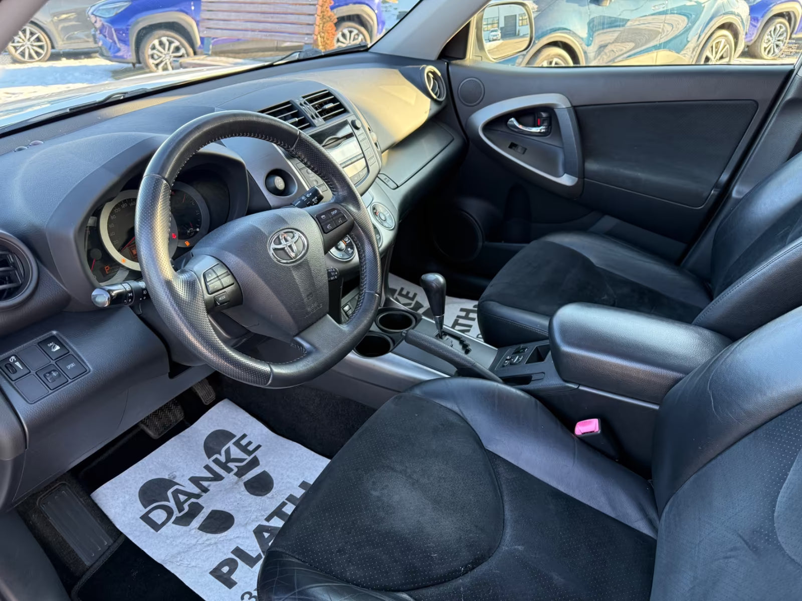 Toyota RAV4 Life 4×4 – Diesel Automatique