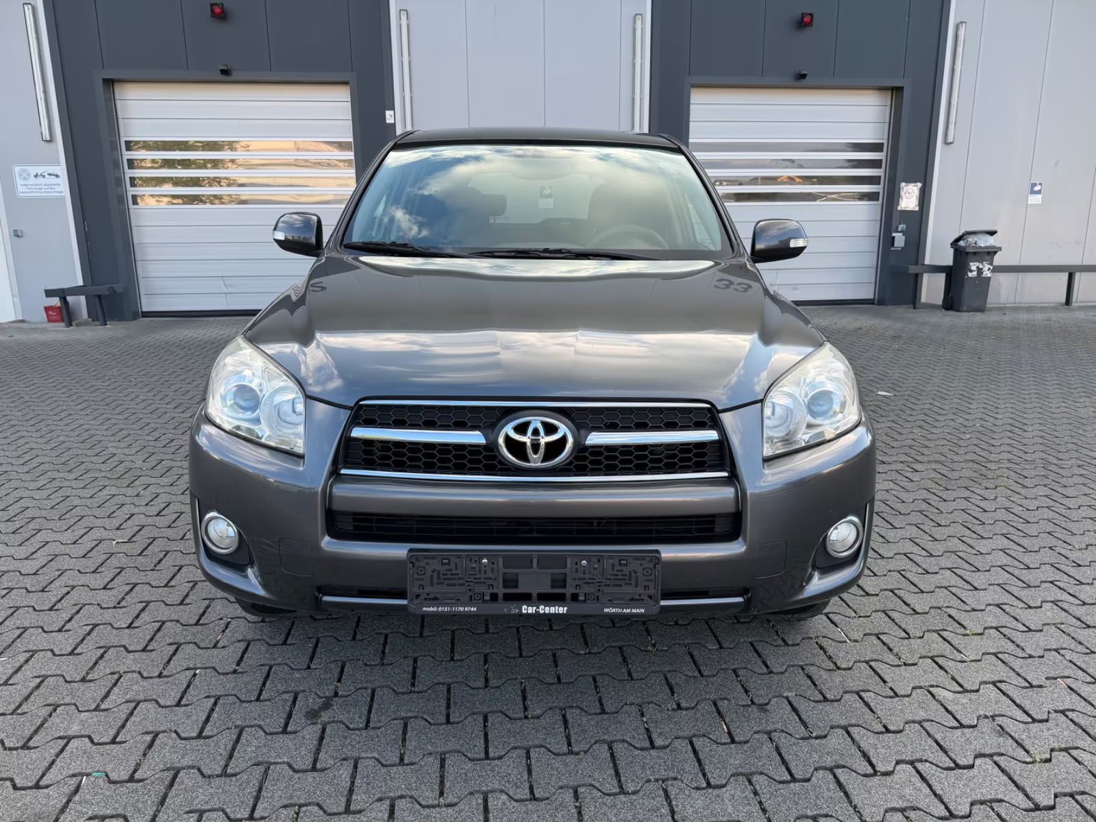 Toyota RAV4 Exécutive 4×4 – Diesel Manuelle