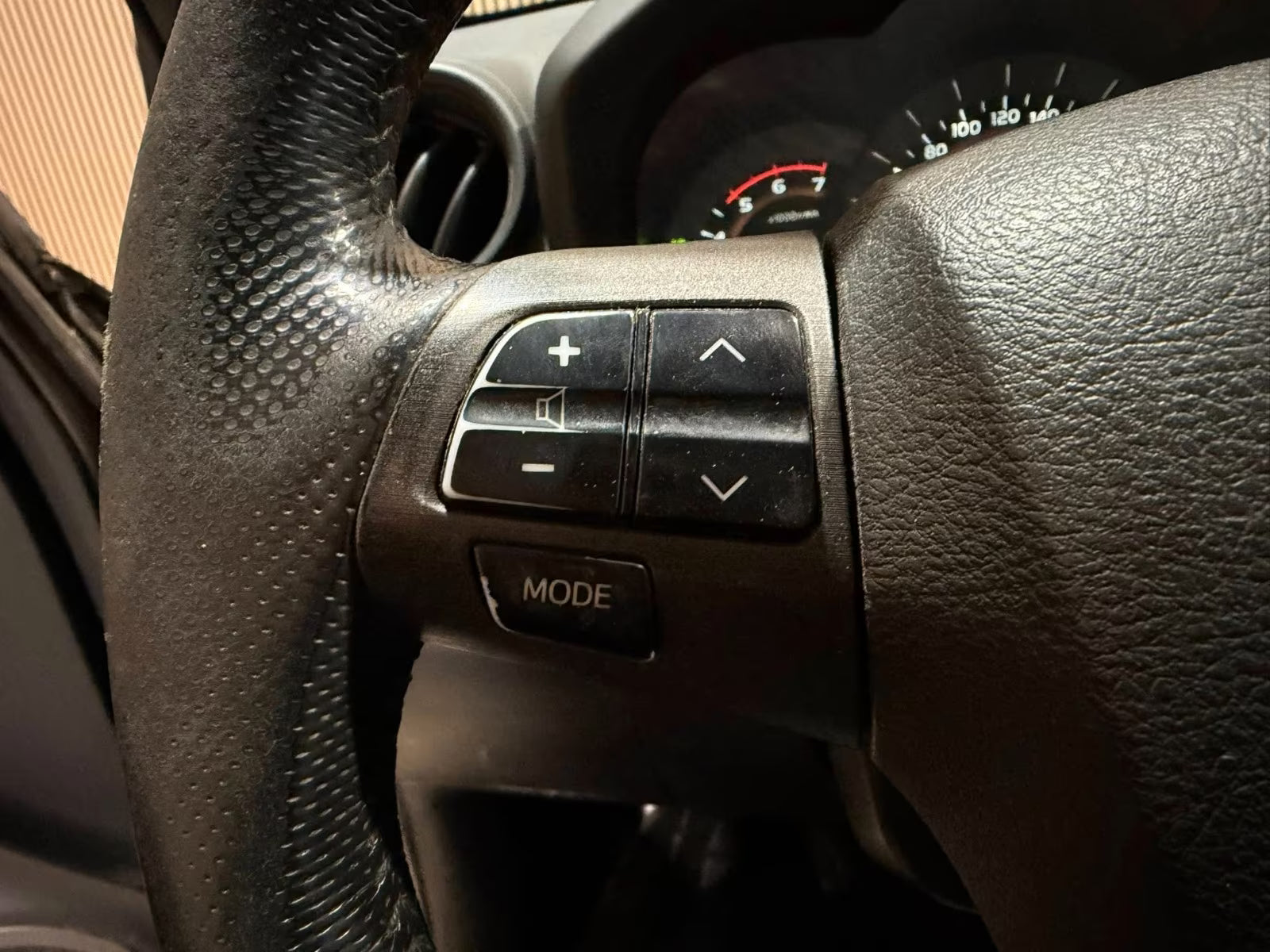 Toyota RAV4 Life 4×4 – Diesel Manuelle
