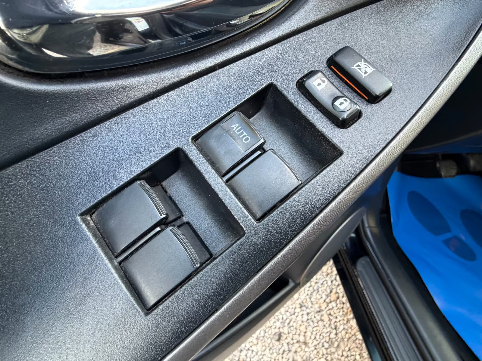 Toyota RAV4 Sol 4×4 – Diesel Manuelle