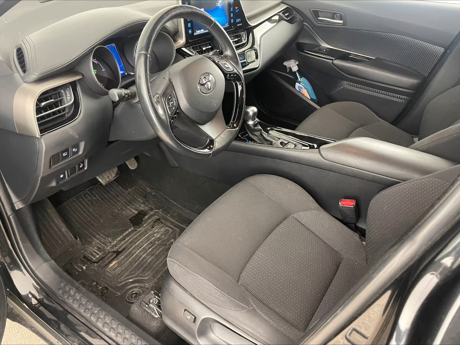Toyota C-HR Hybrid Style Selection Automatique (2018)