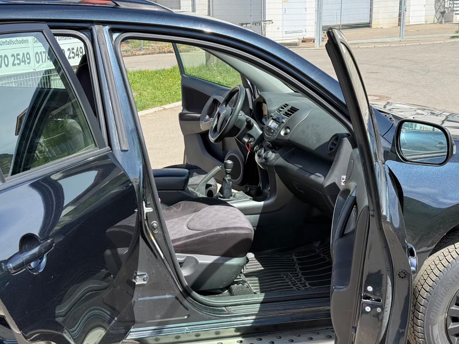 Toyota RAV4 2.2 D-4D 4WD – Diesel Manuelle