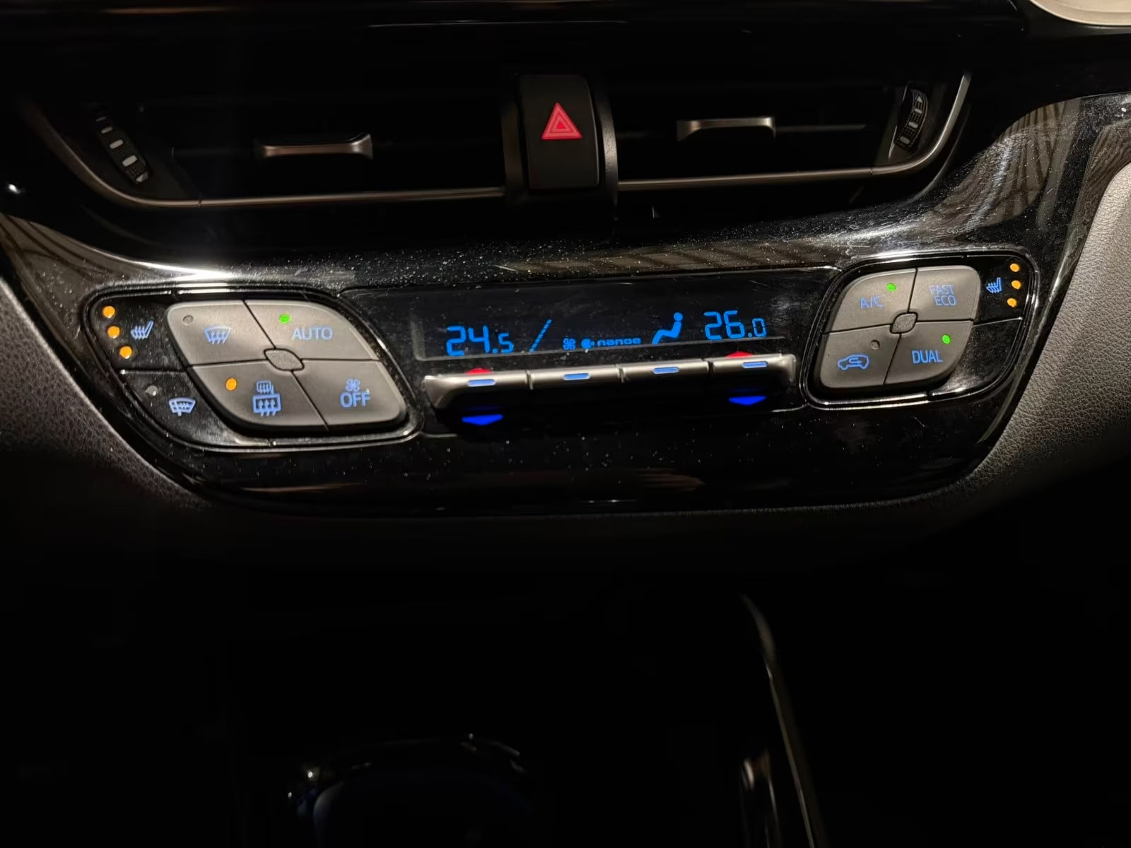 Toyota C-HR 1.2 Turbo Essence Manuelle (2017)