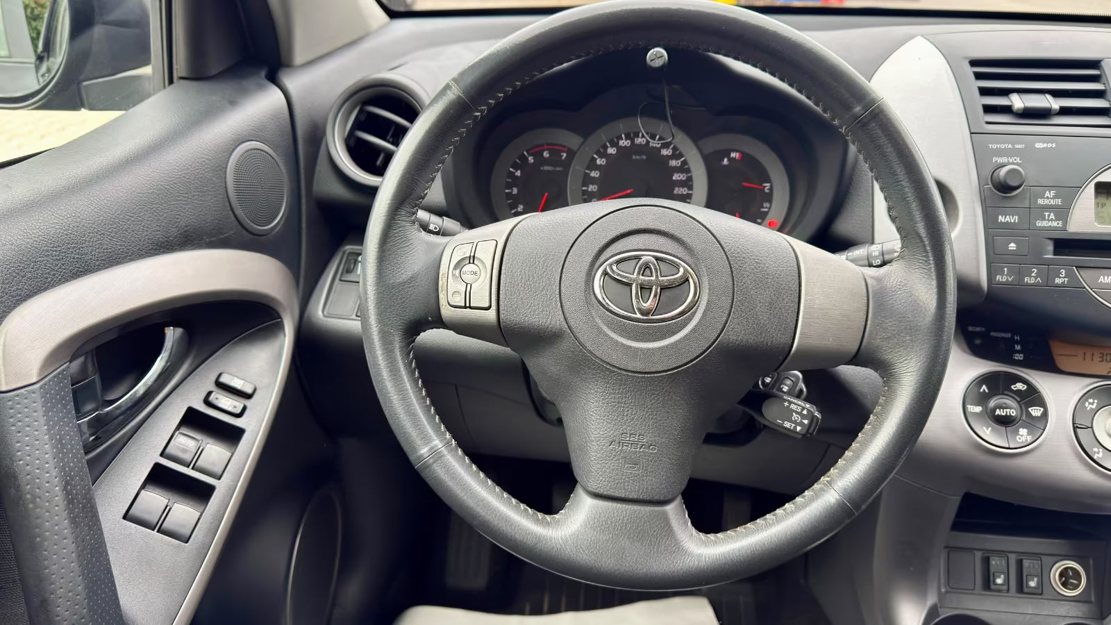 Toyota RAV4 Sol 4×4 – Diesel Manuelle